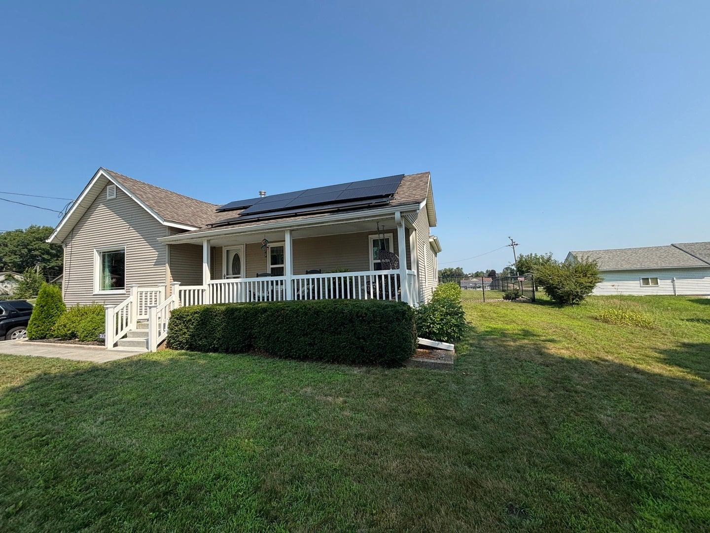 7th Ave, Fulton, IL 61252