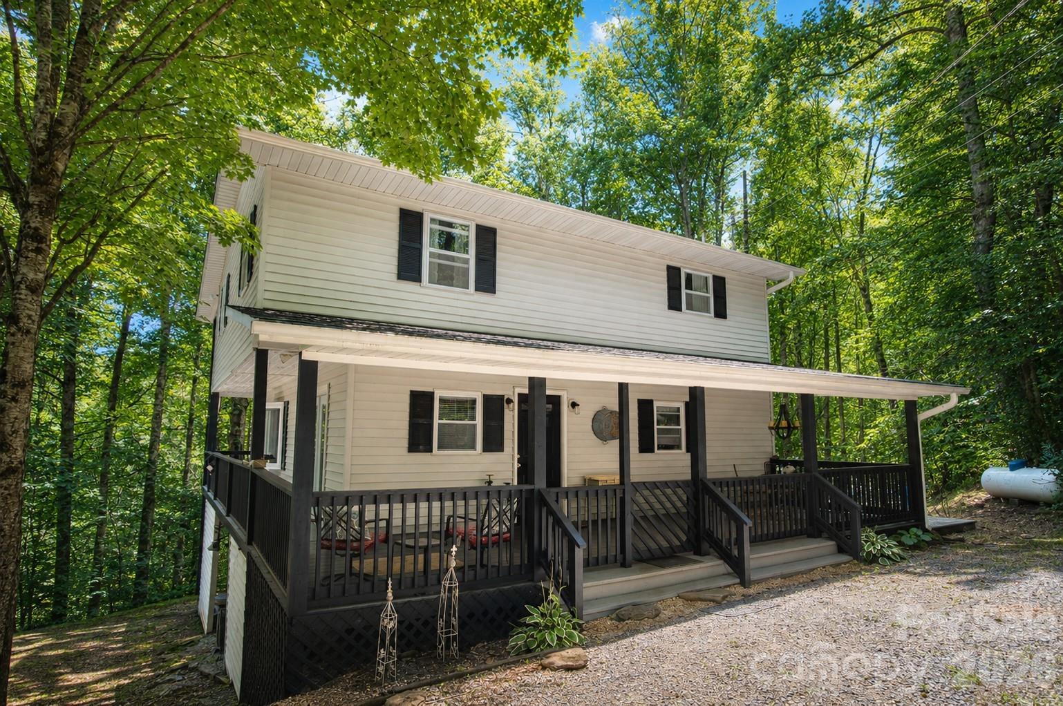 Caribou Ln, Burnsville, NC 28714