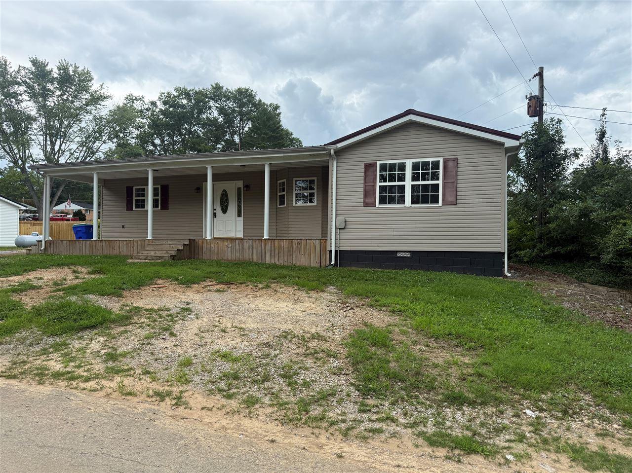 Wonder St, Lewisburg, KY 42256