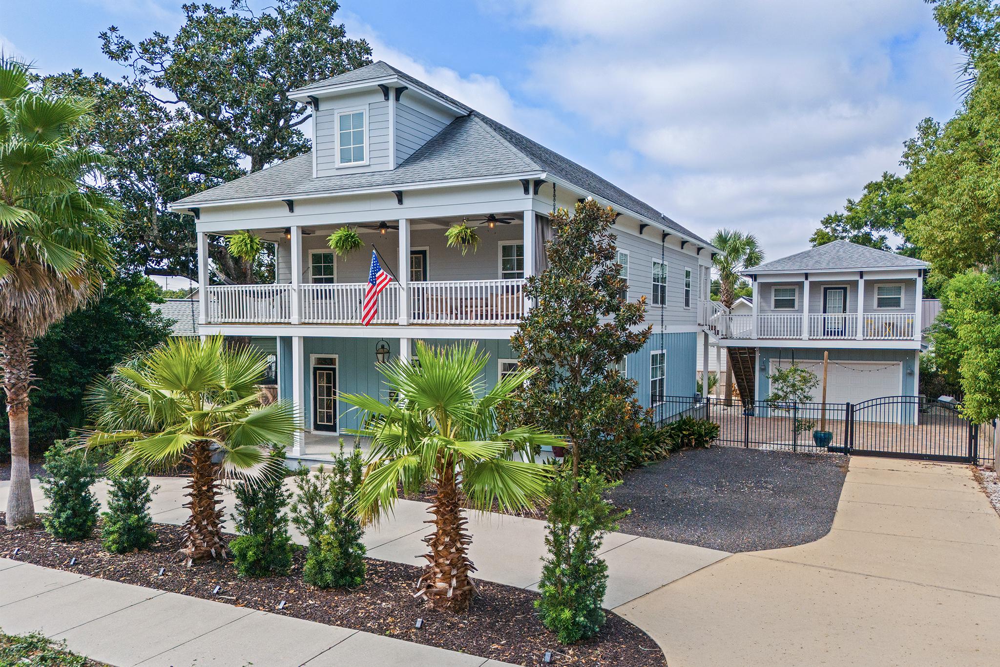 N Reus St, Pensacola, FL 32501