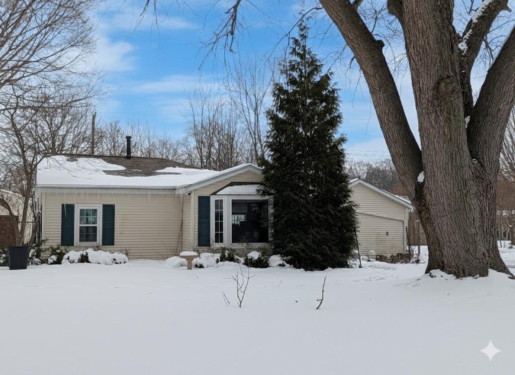 Farrand Ave, La Porte, IN 46350