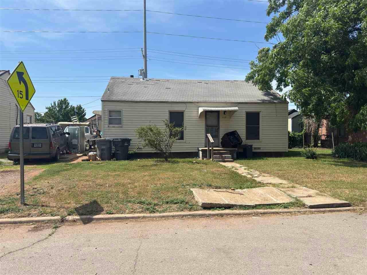 Ne Arlington Dr, Lawton, OK 73507