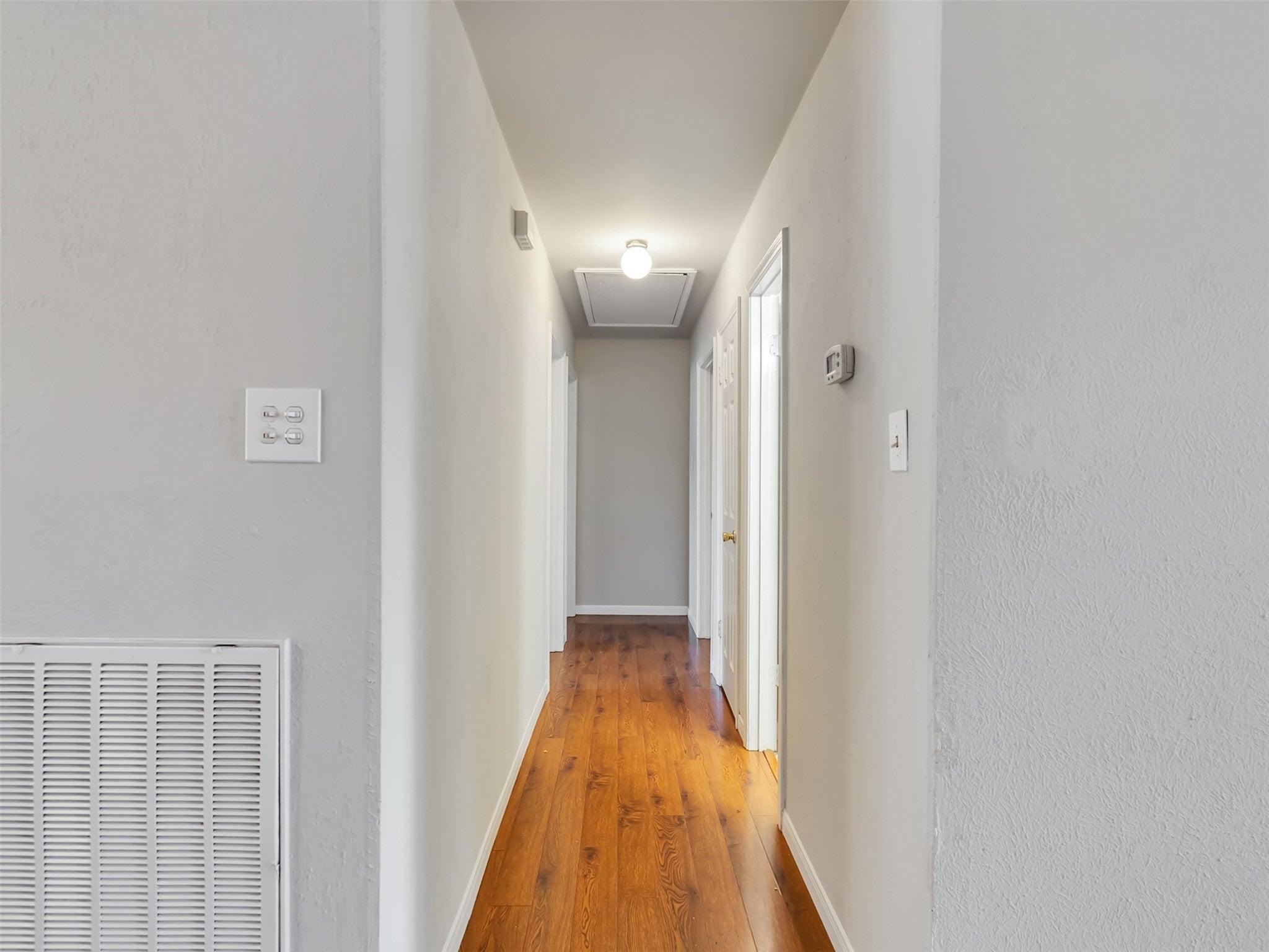 W Galveston St, League City, TX 77573