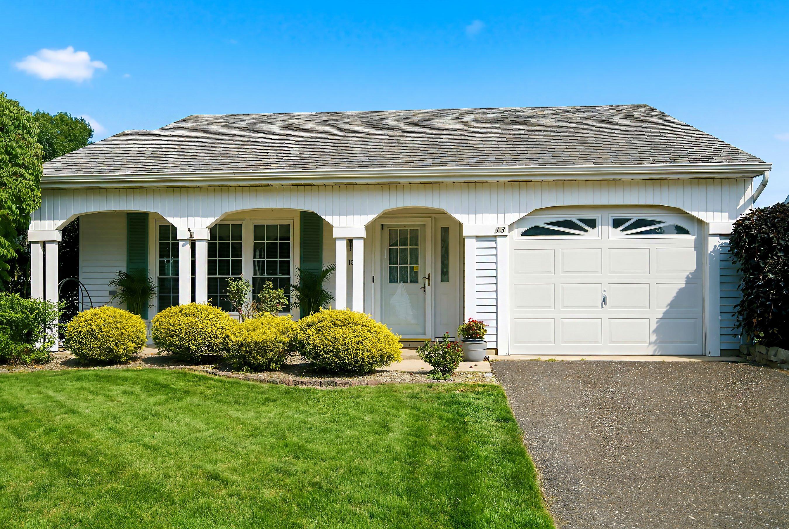 Appleby Pl, Manchester, NJ 08759
