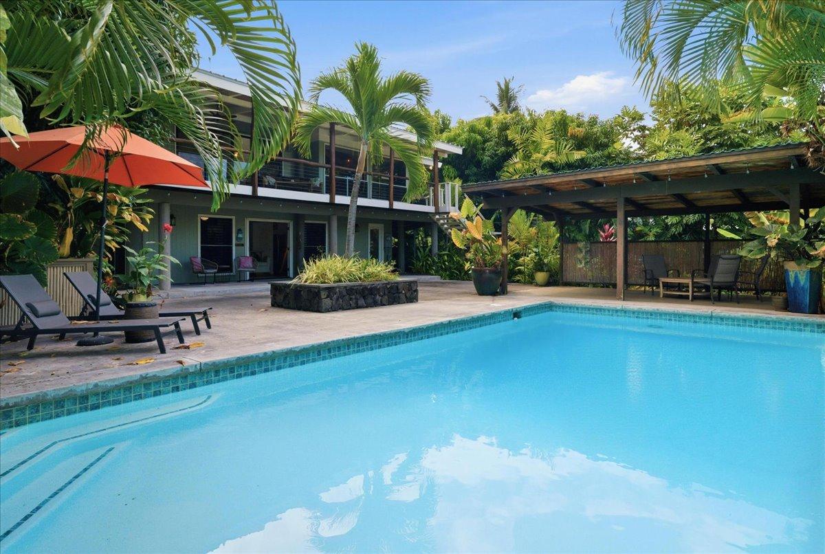 Kaiolu Dr, Kailua Kona, HI 96740