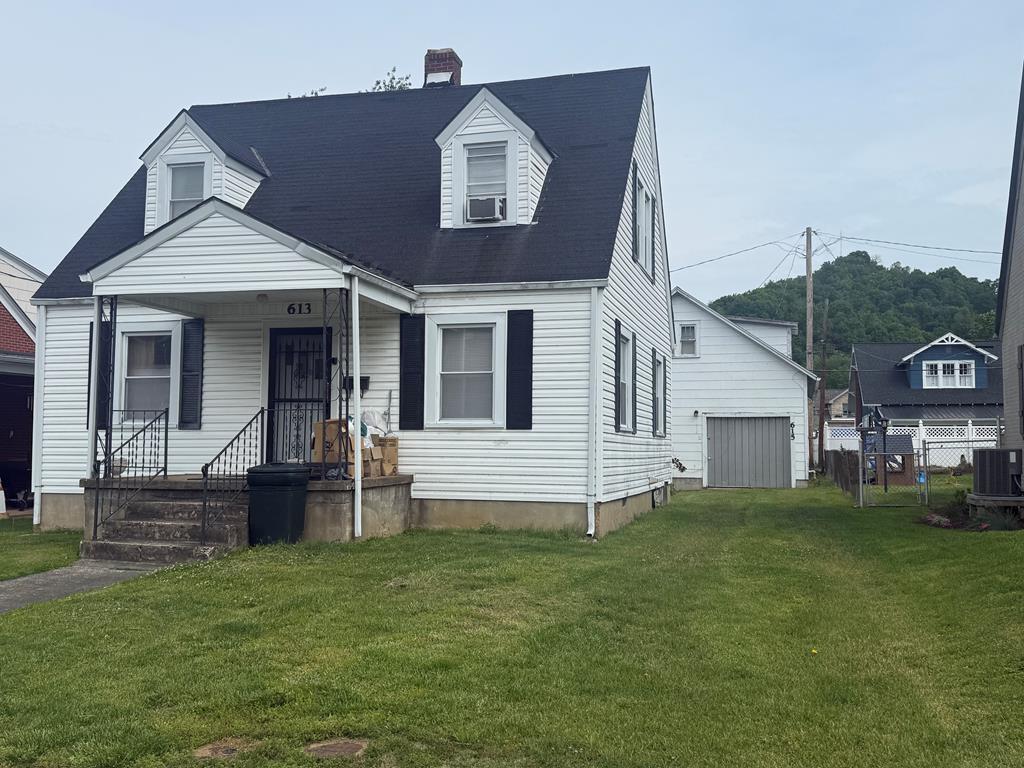 Washington Ave, Paintsville, KY 41240