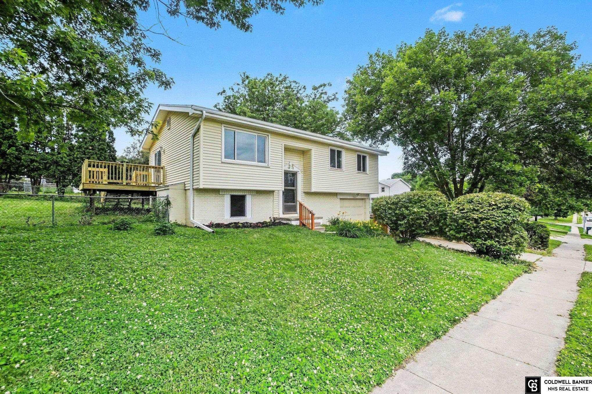 N 129th Ave, Omaha, NE 68164