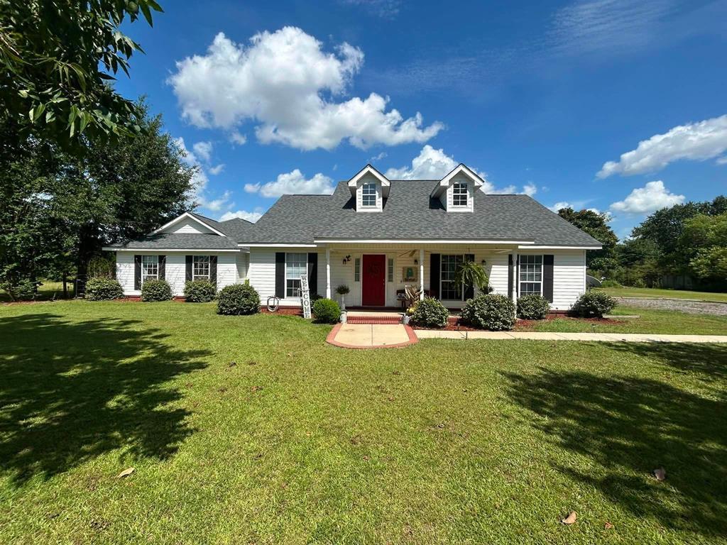 J Saunders Rd, Slocomb, AL 36375
