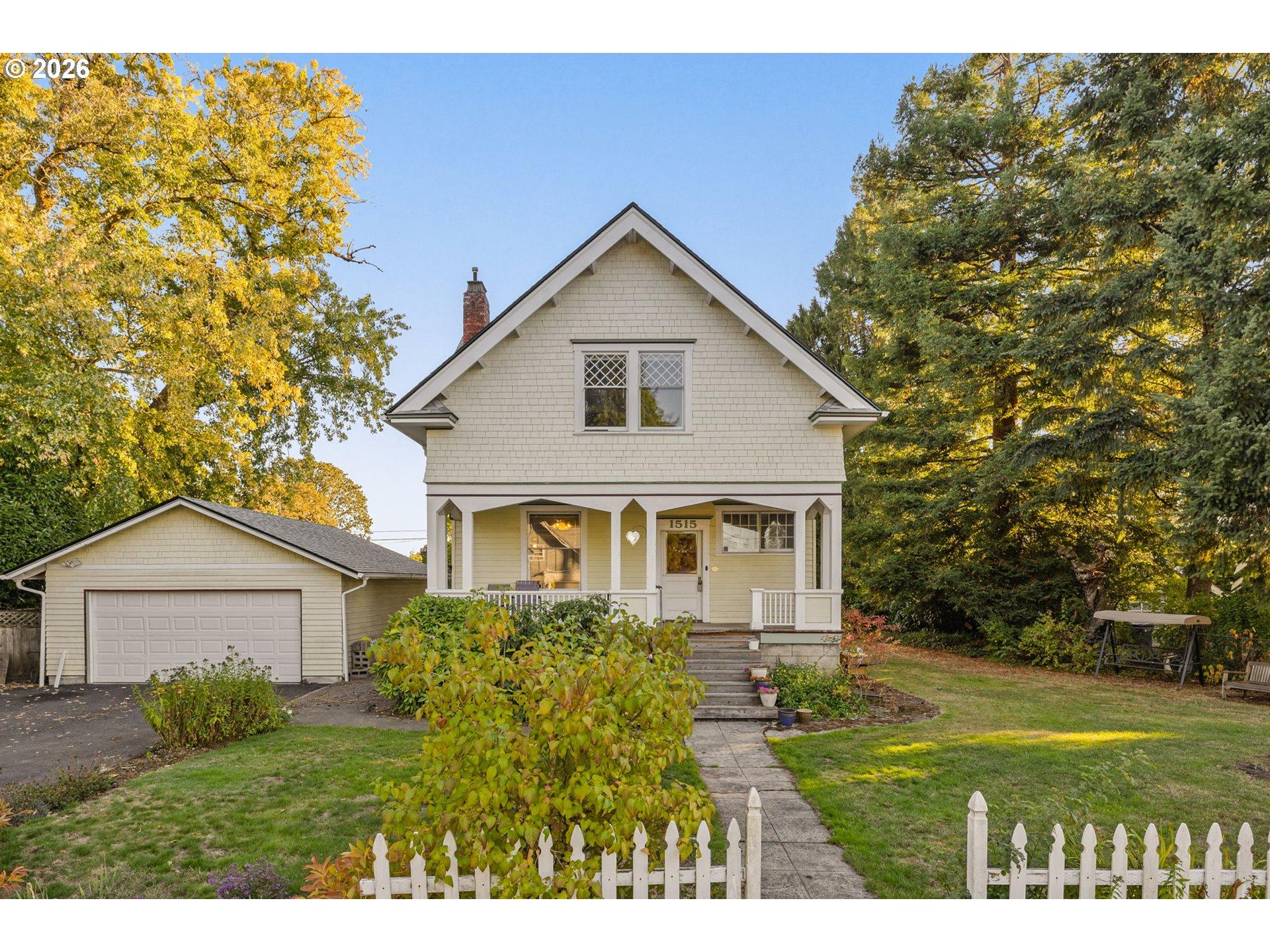 S Alpine St, Cornelius, OR 97113