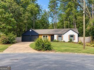 Spring Ridge Ct, Woodstock, GA 30188