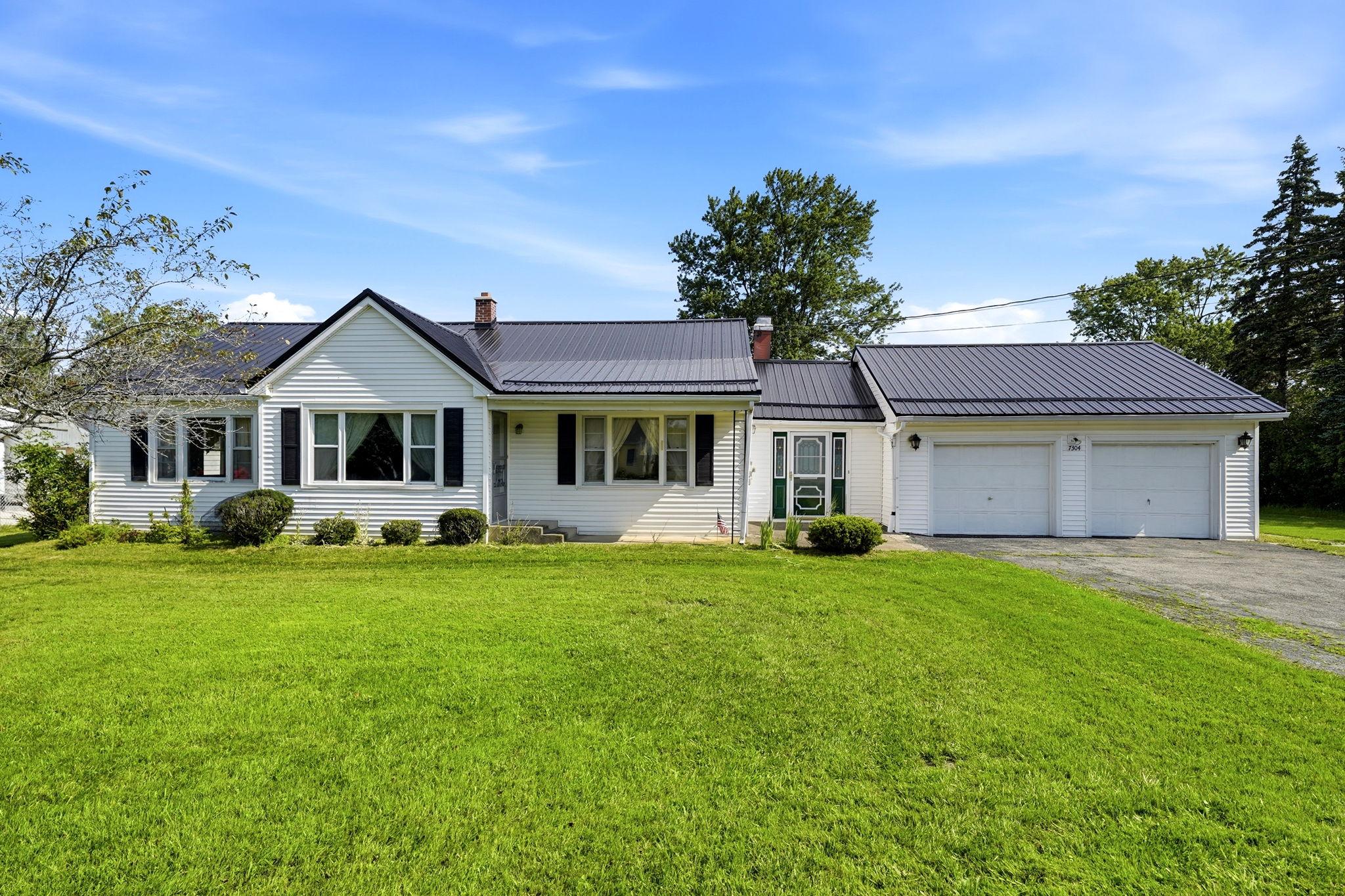 Michael Rd, Orchard Park, NY 14127
