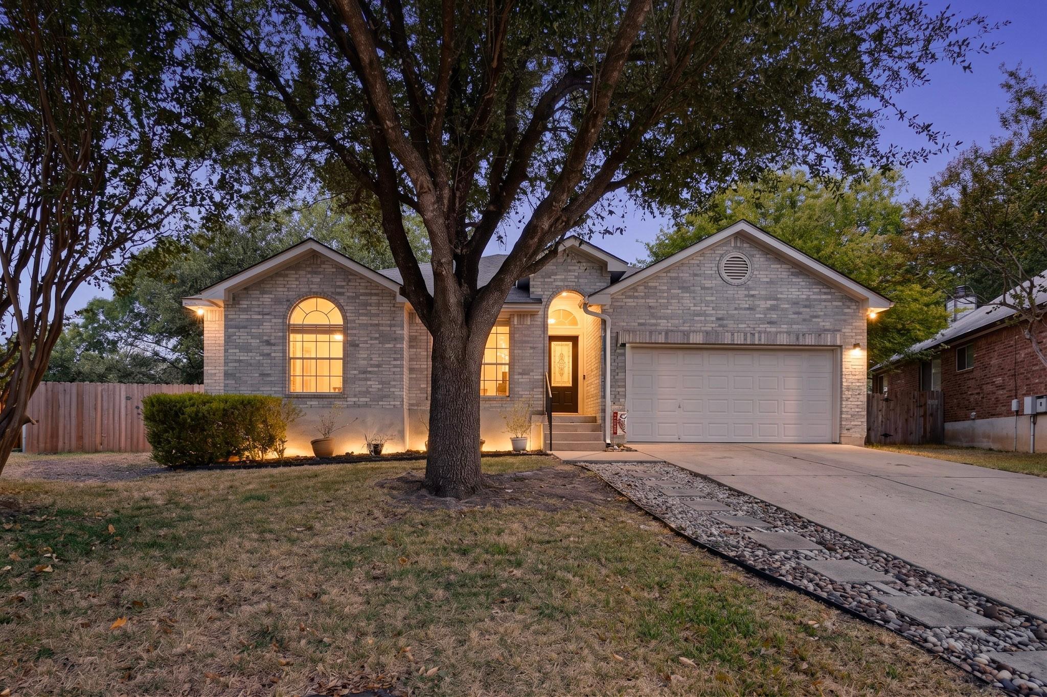Hollow Trail Ct, Round Rock, TX 78664