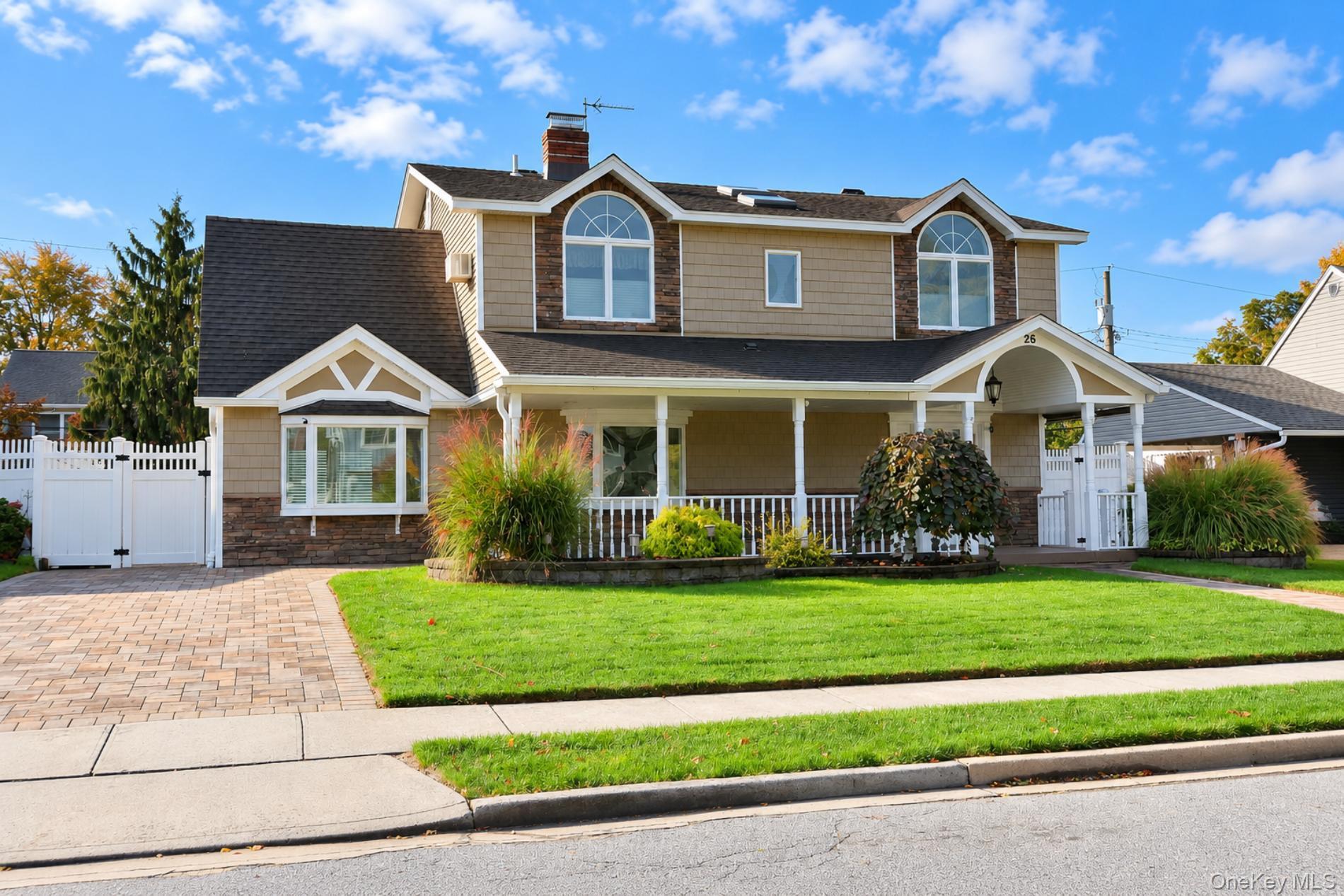 Ballad Ln, Hicksville, NY 11801