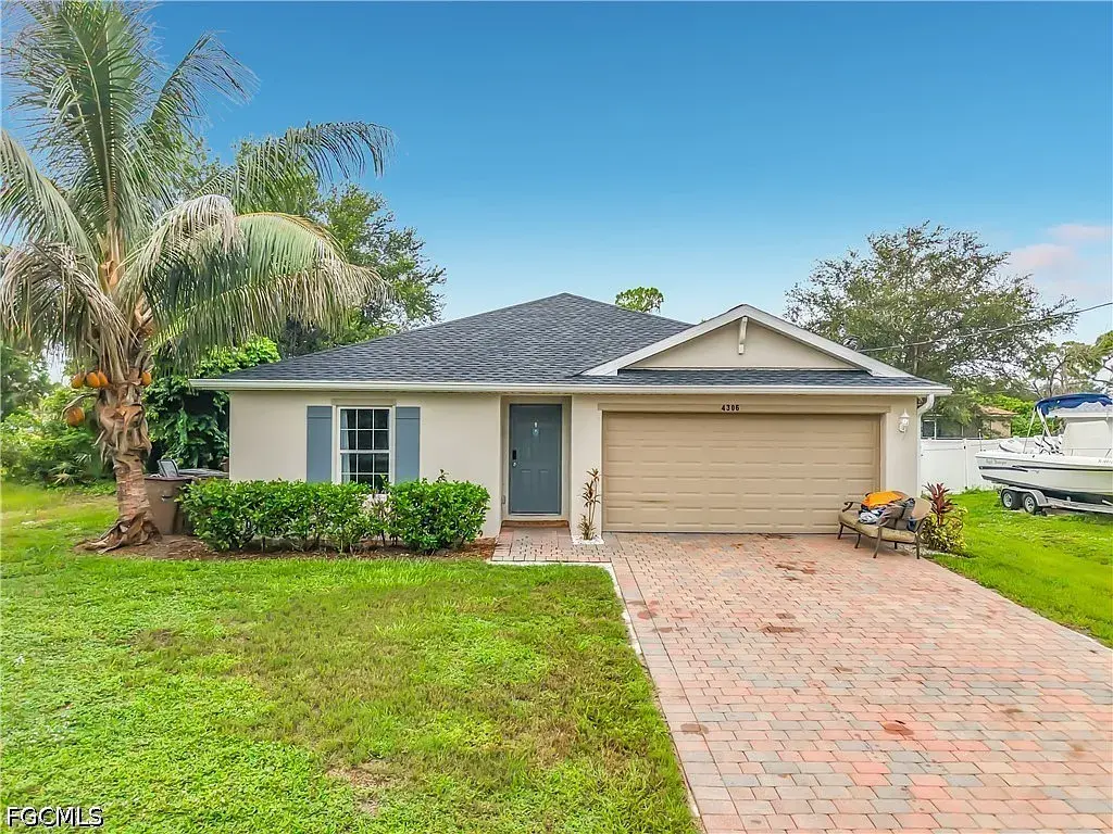 Ne 24th Pl, Cape Coral, FL 33909