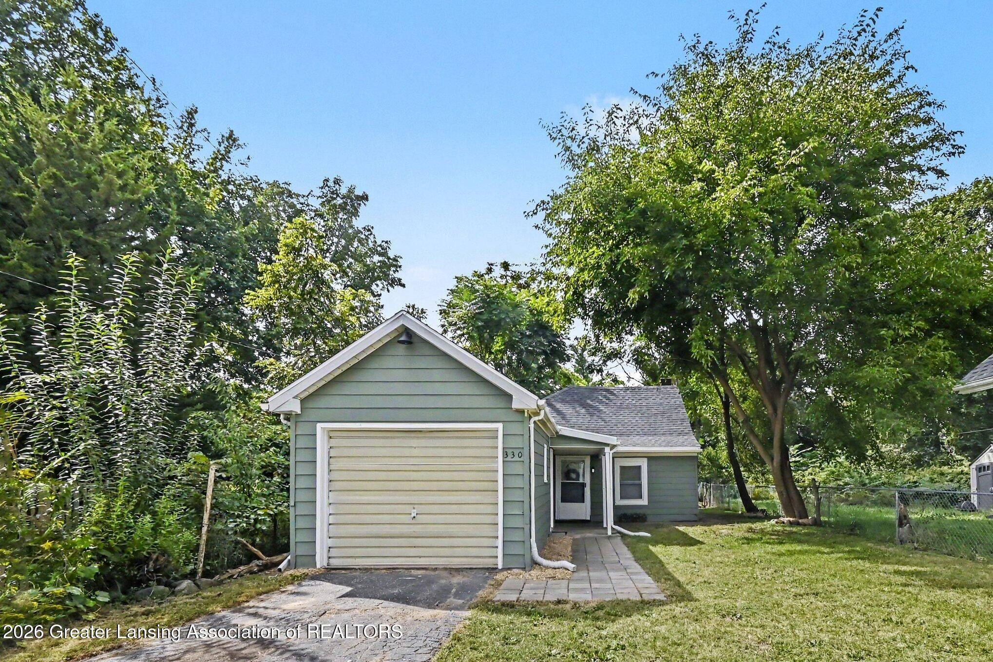 S Rosemary St, Lansing, MI 48917