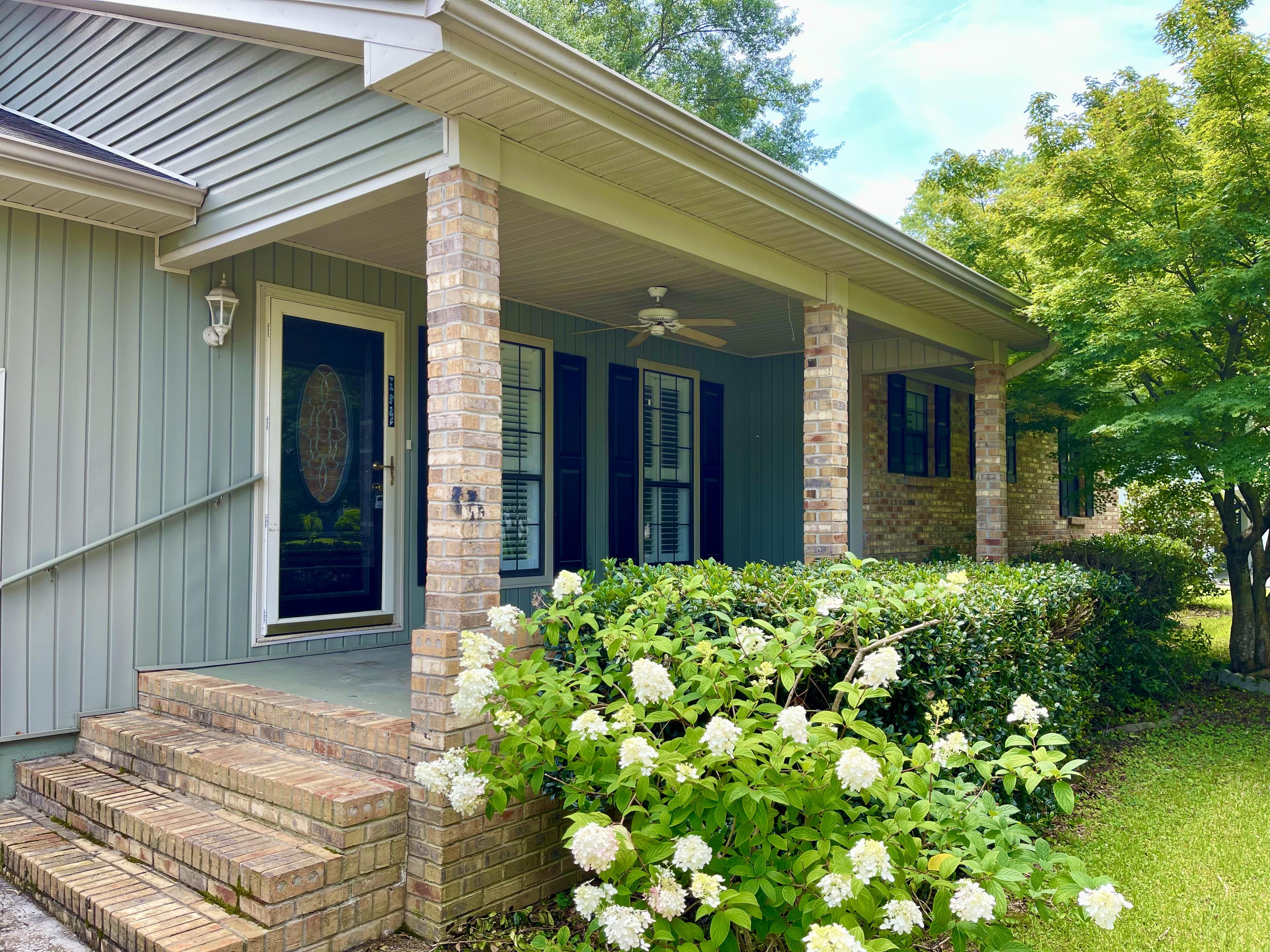 Dialsdale Dr Sw, Cullman, AL 35055
