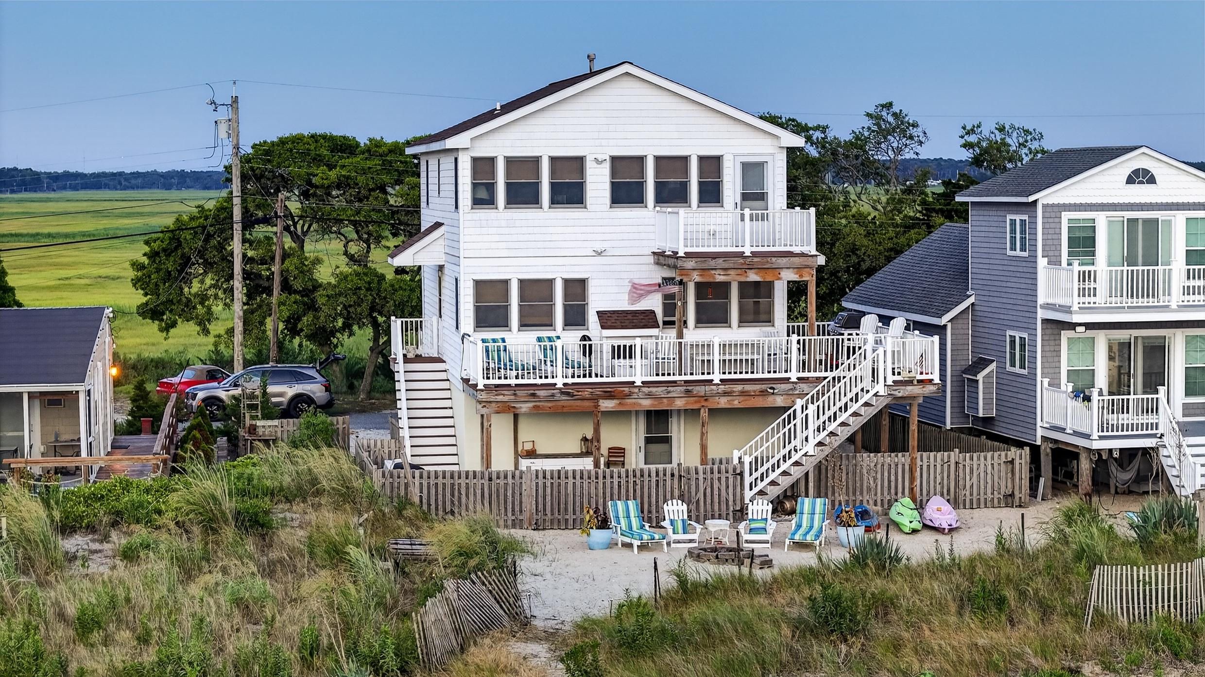 N Beach Ave, Cape May Court House, NJ 08210