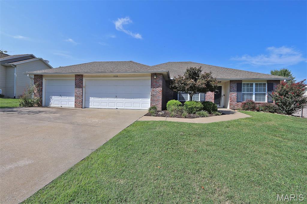 Granite Dr, Cape Girardeau, MO 63701