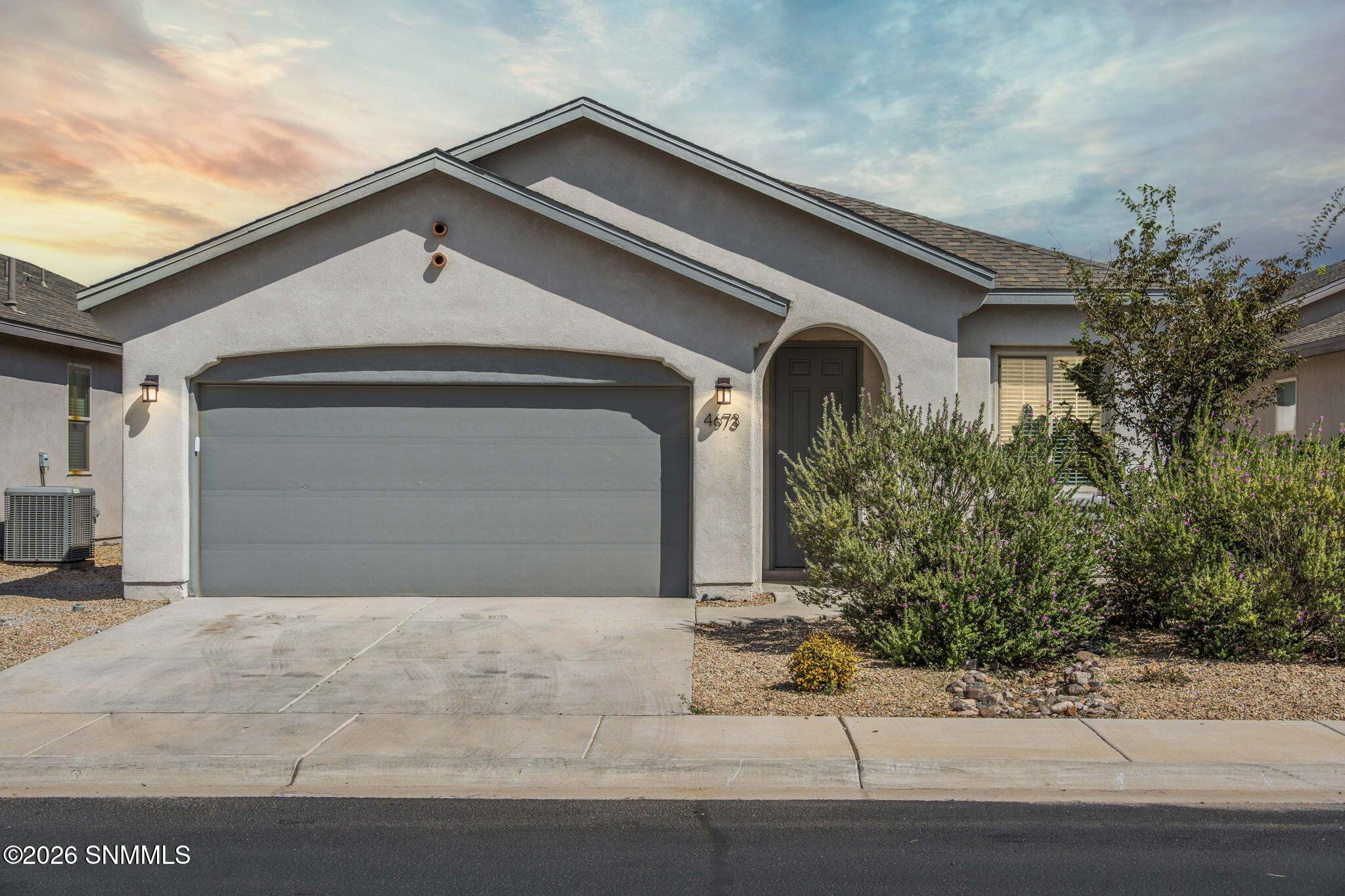 Lotus Ave, Las Cruces, NM 88012