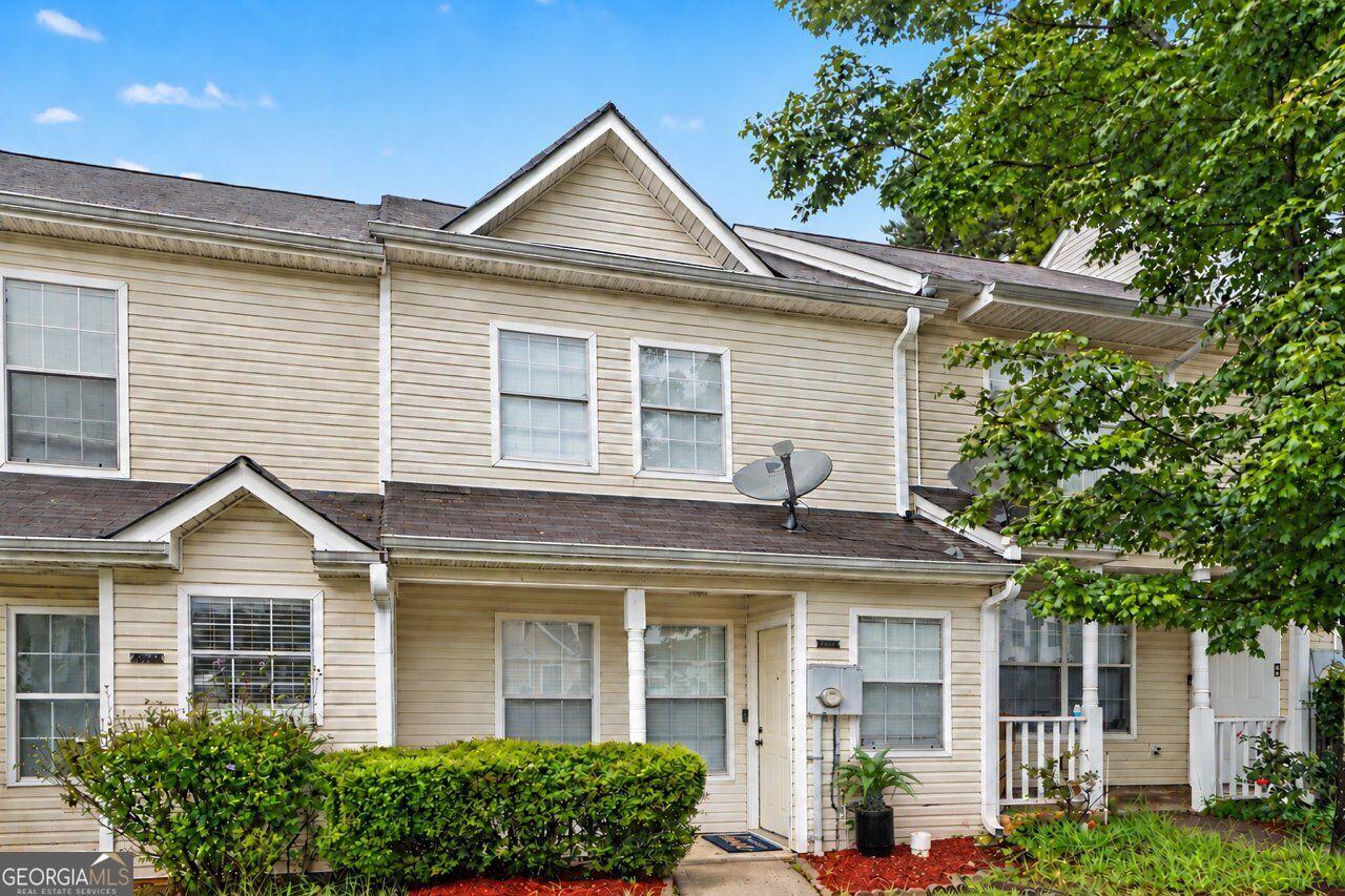 Sherwood Trce, Lithonia, GA 30038