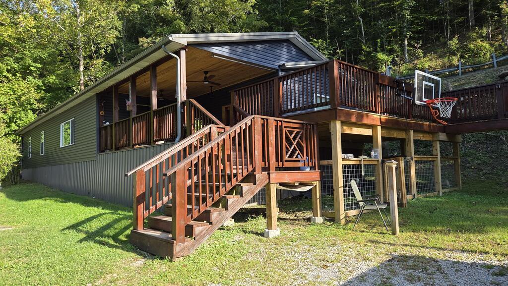 Fallsburg Rd, Louisa, KY 41230