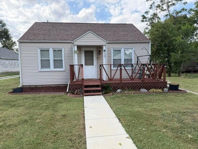 S Shaw St, Macon, IL 62544