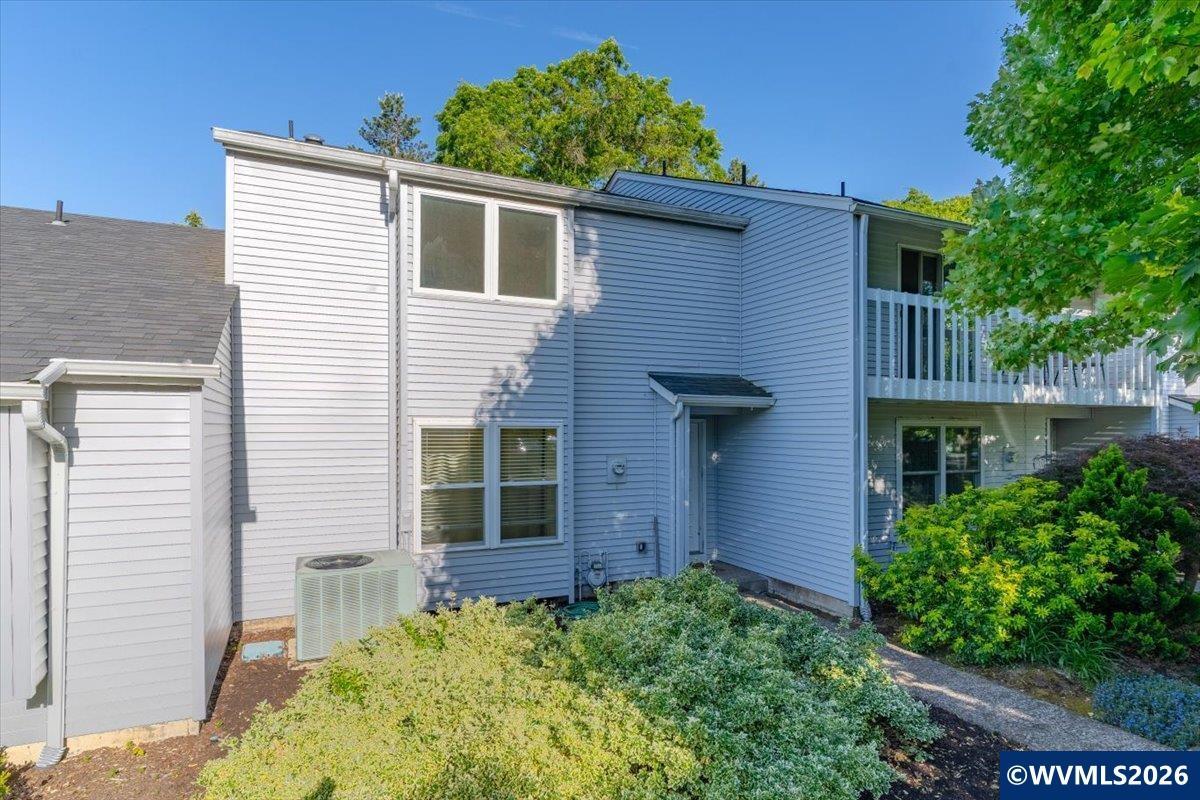 3rd Ave N, Keizer, OR 97303