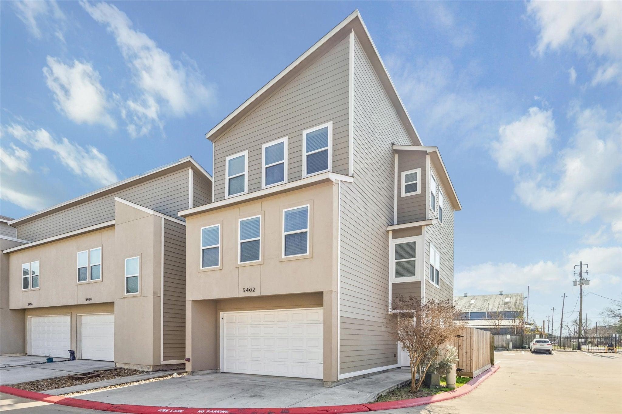 Jonathan Ln, Houston, TX 77011