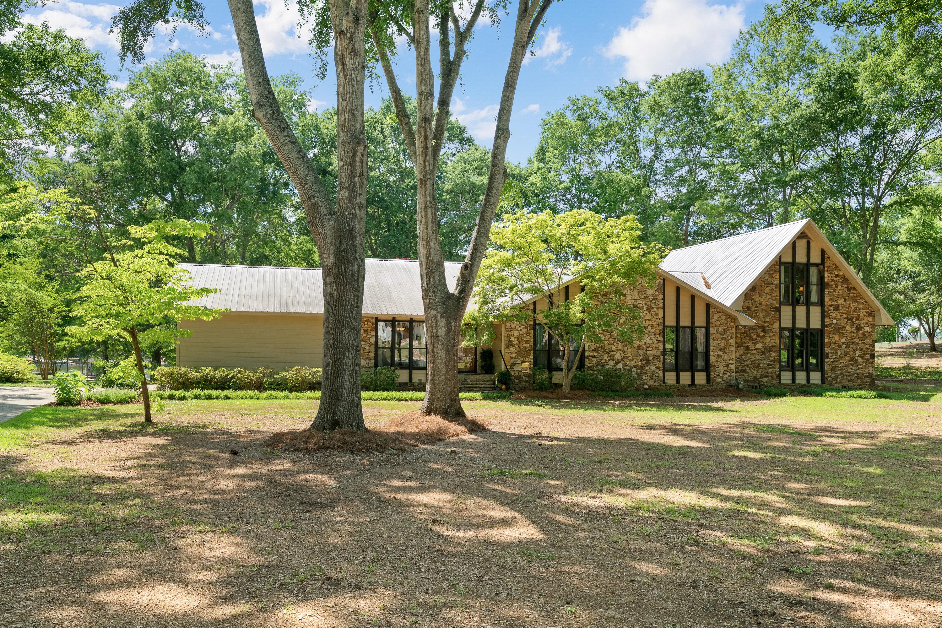 Pine Harbor Rd, Pell City, AL 35128