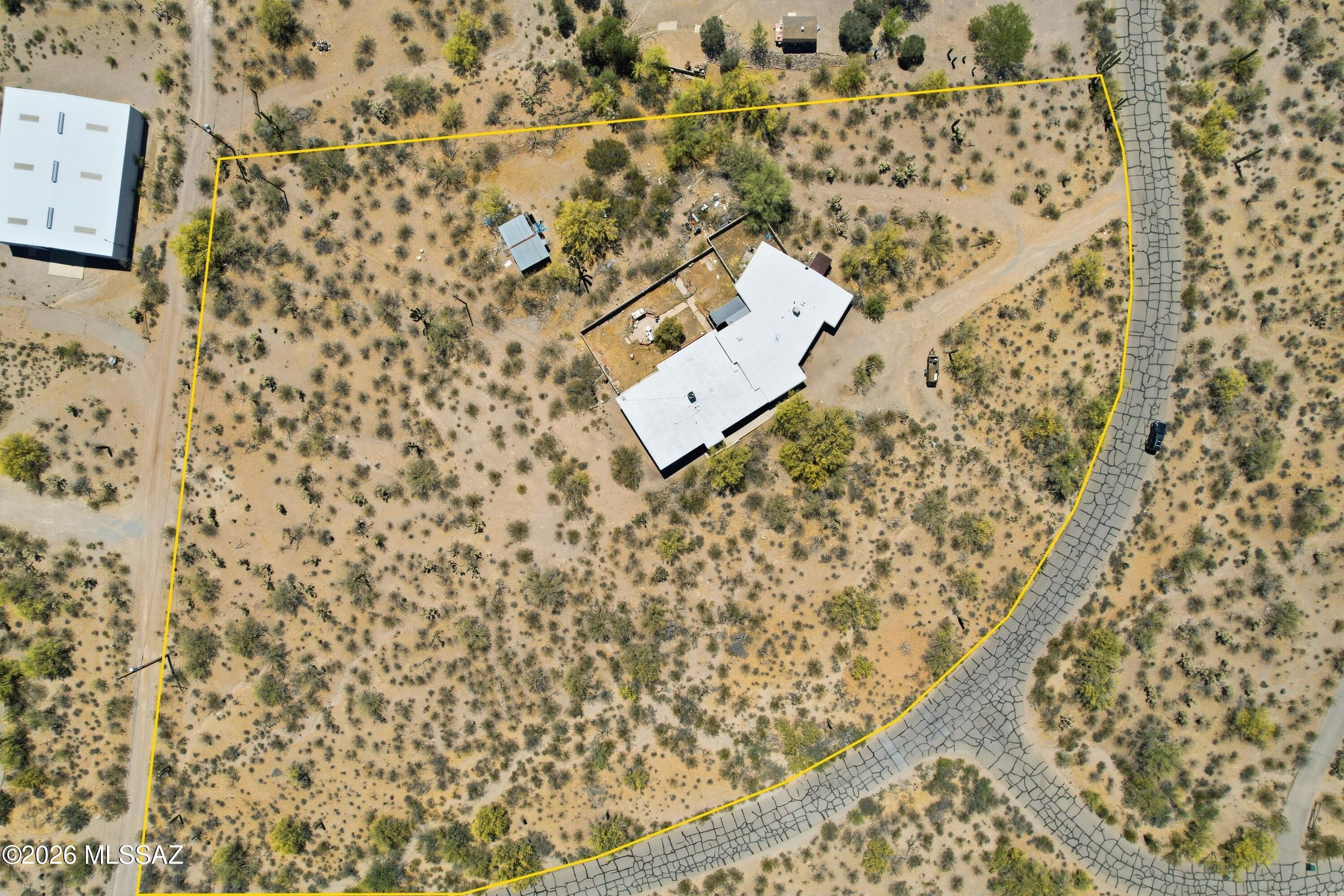 N Summit Dr, Tucson, AZ 85745