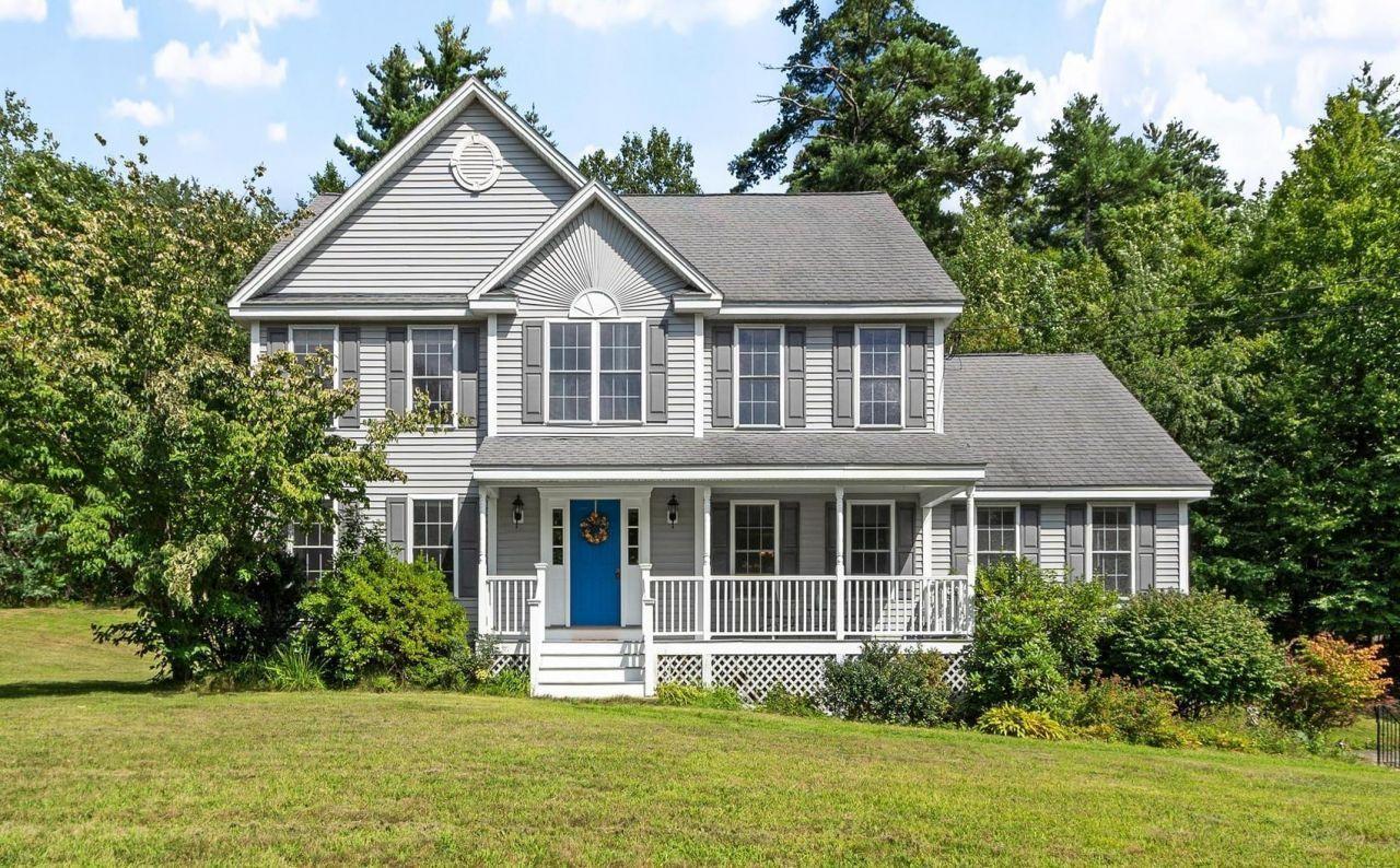 Lantern Ln, Sandown, NH 03873