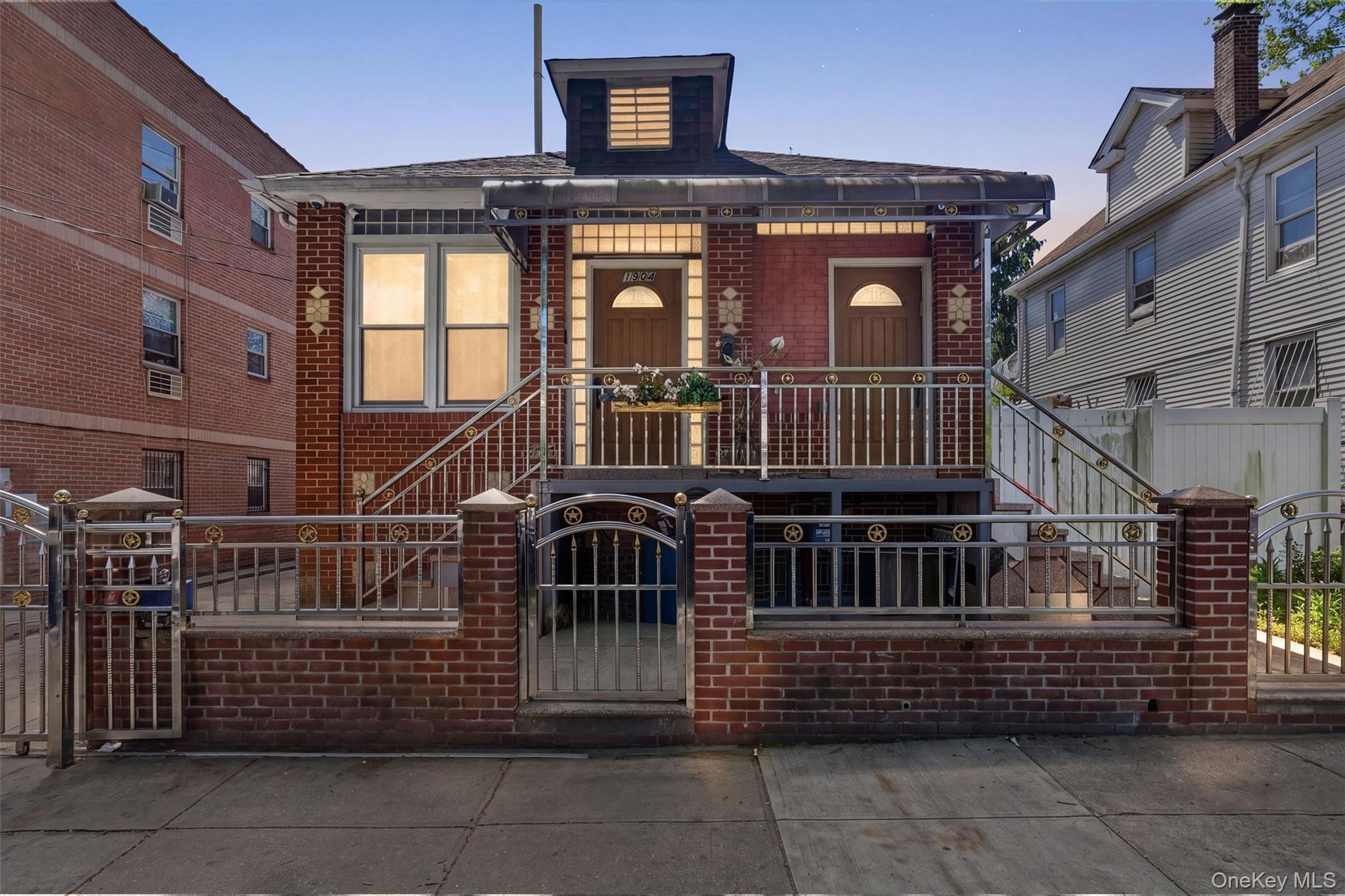 Lacombe Ave, Bronx, NY 10473