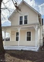 Edna Ave, Cleveland, OH 44103