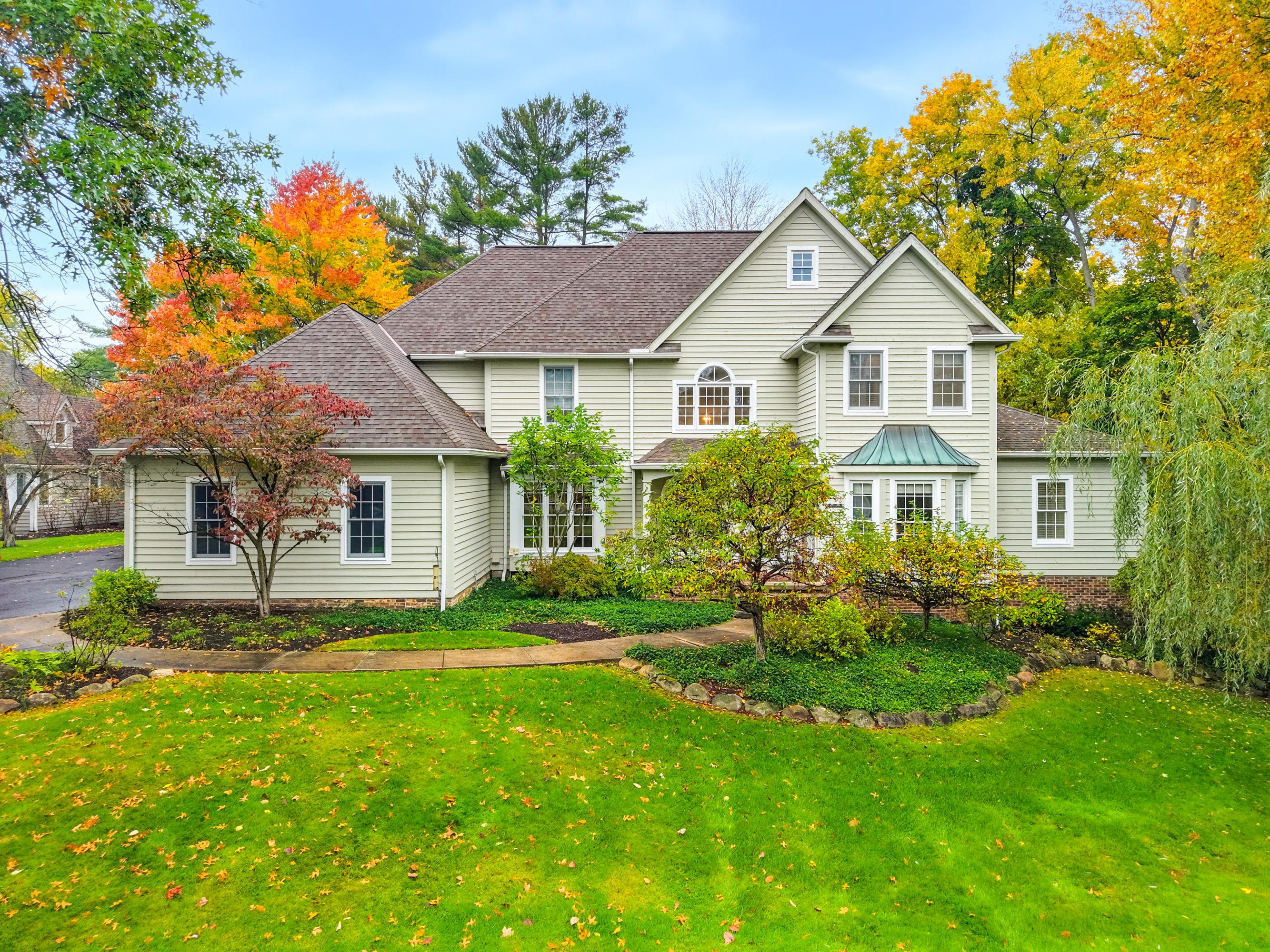 North St, Chagrin Falls, OH 44022