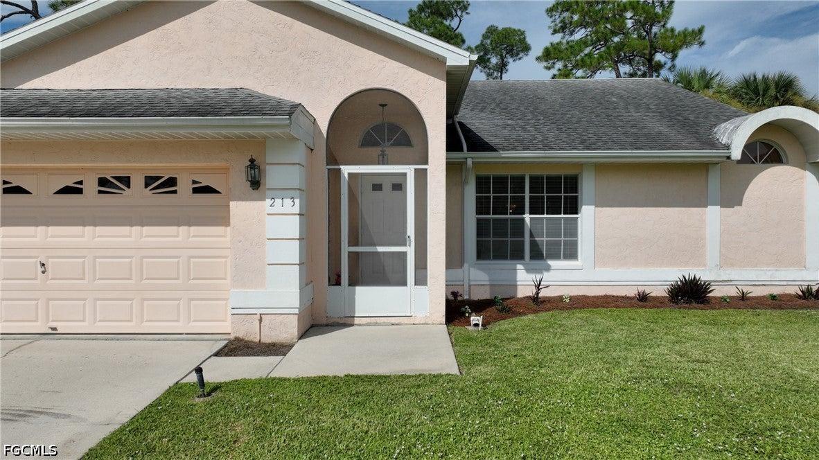 Maple Ave N, Lehigh Acres, FL 33936