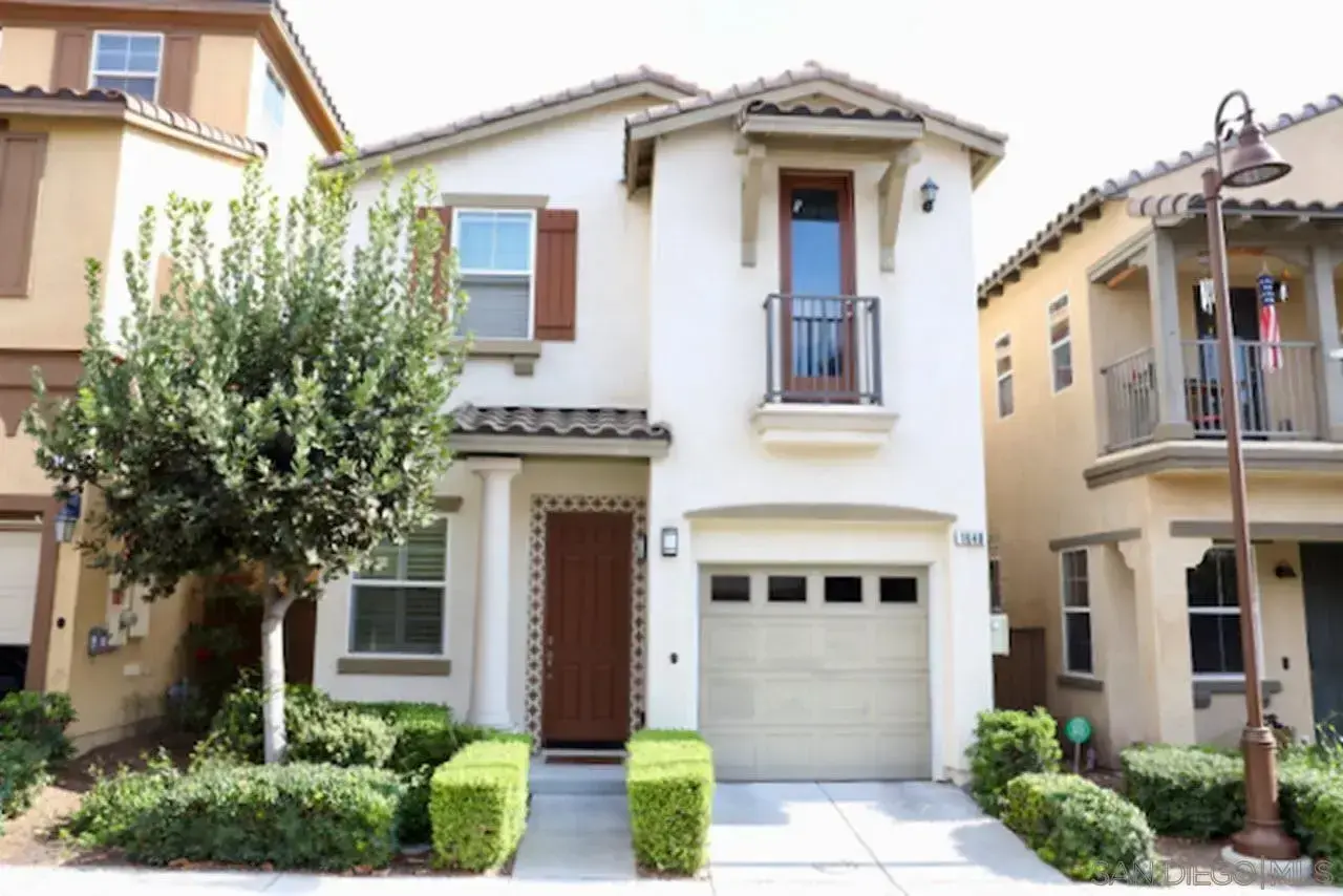 Calle De La Flor, Chula Vista, CA 91913