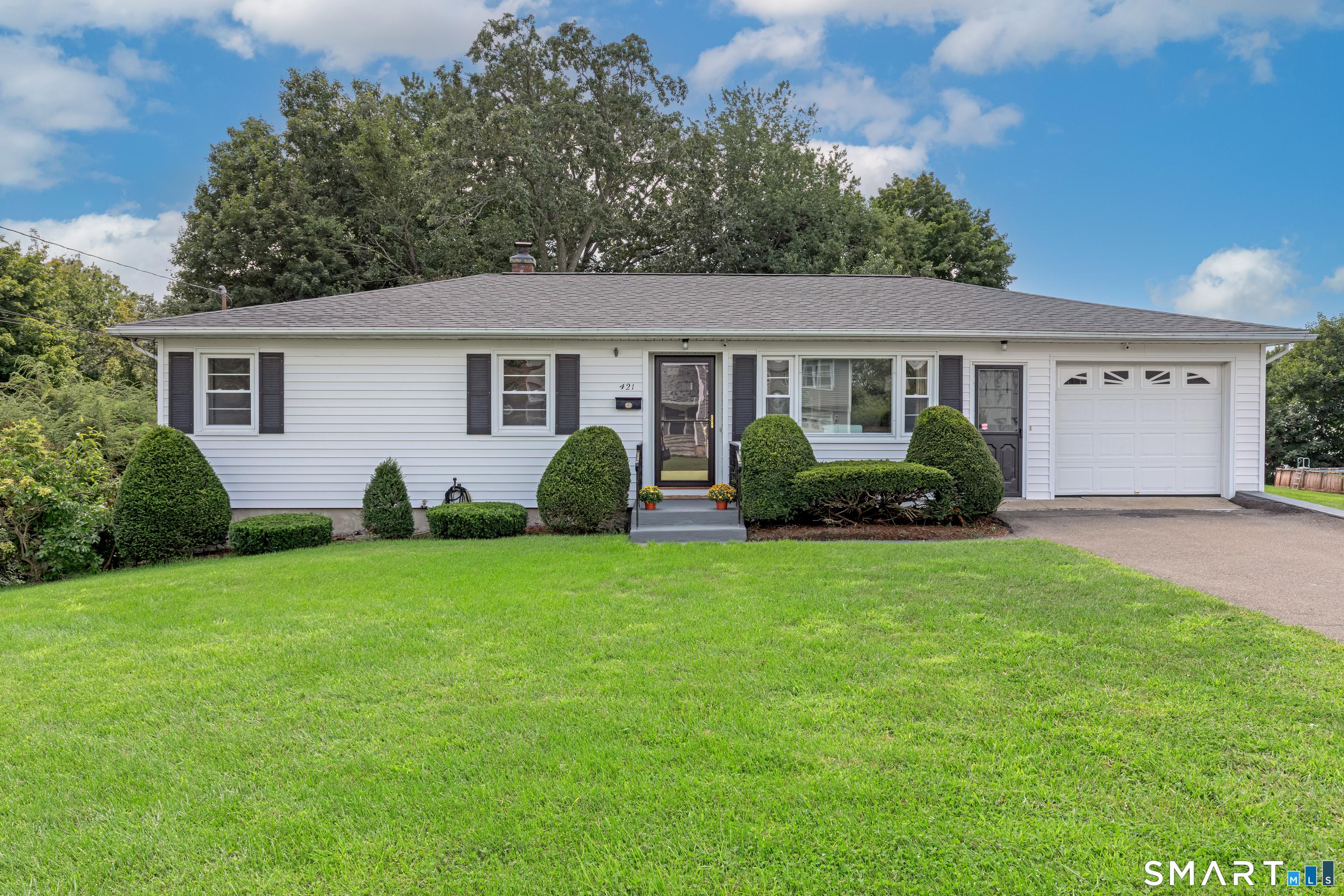 Como Ave, Waterbury, CT 06708