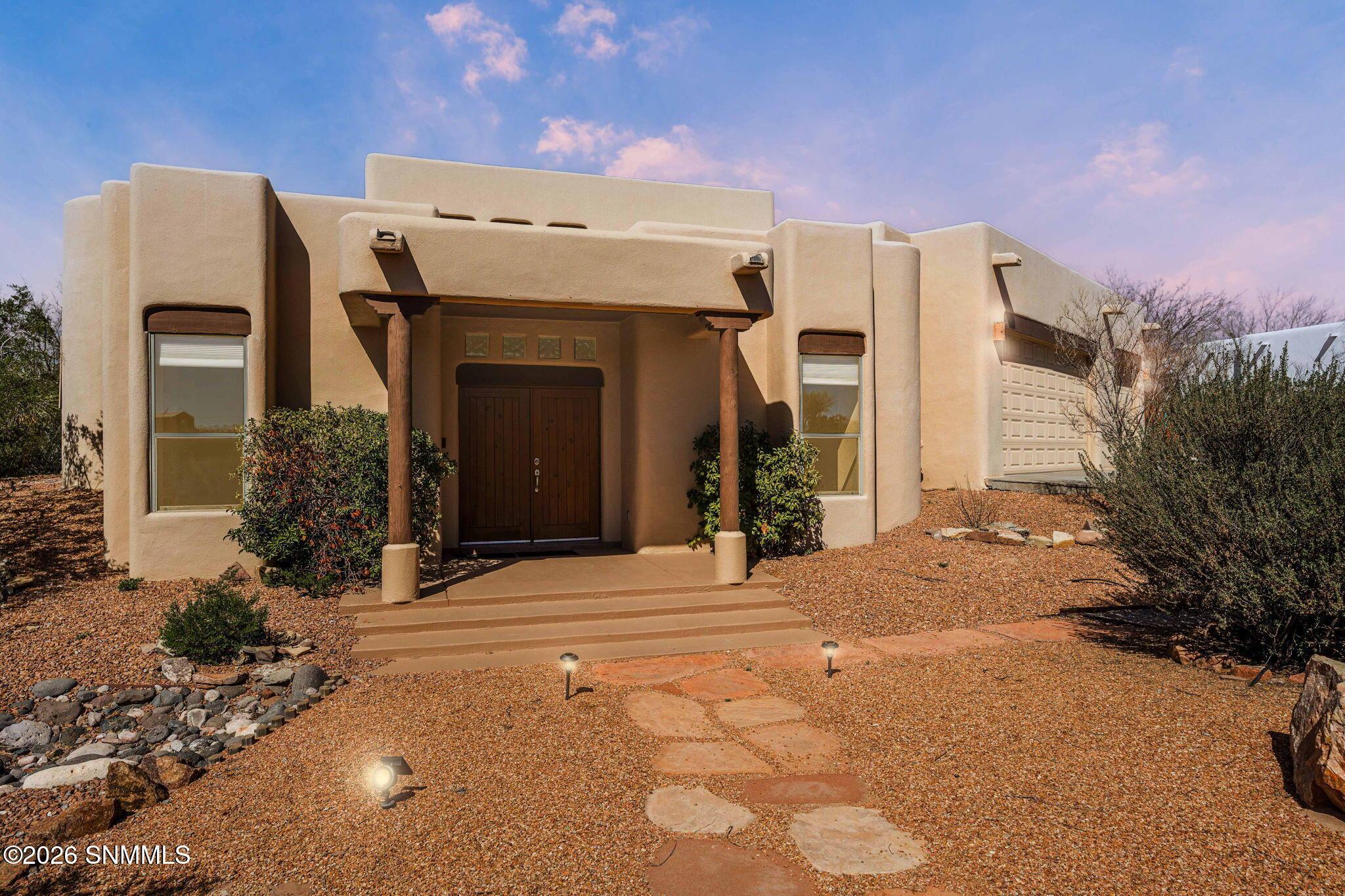 Angel Fire Pl, Las Cruces, NM 88011