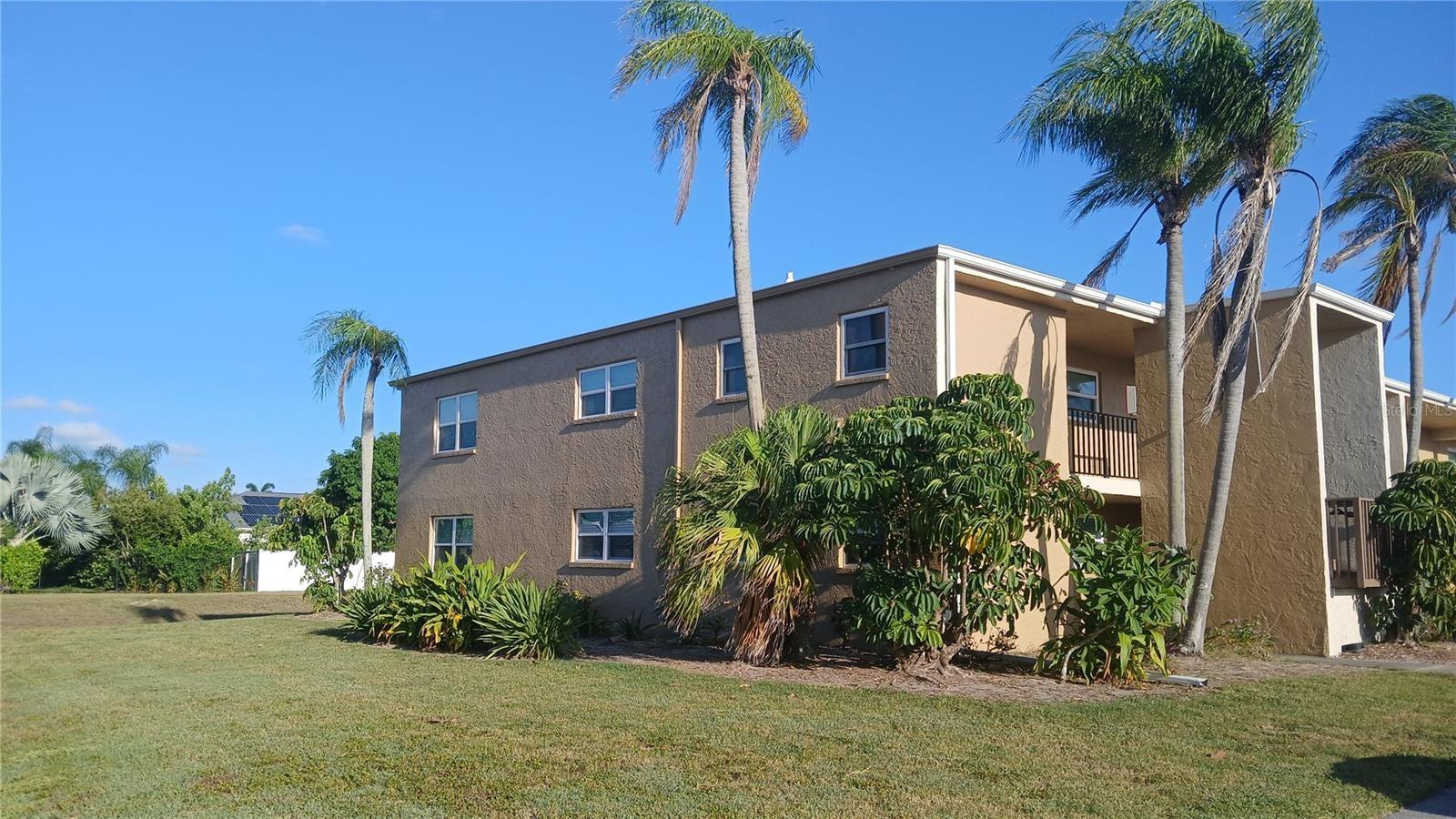 Park Blvd, Seminole, FL 33772