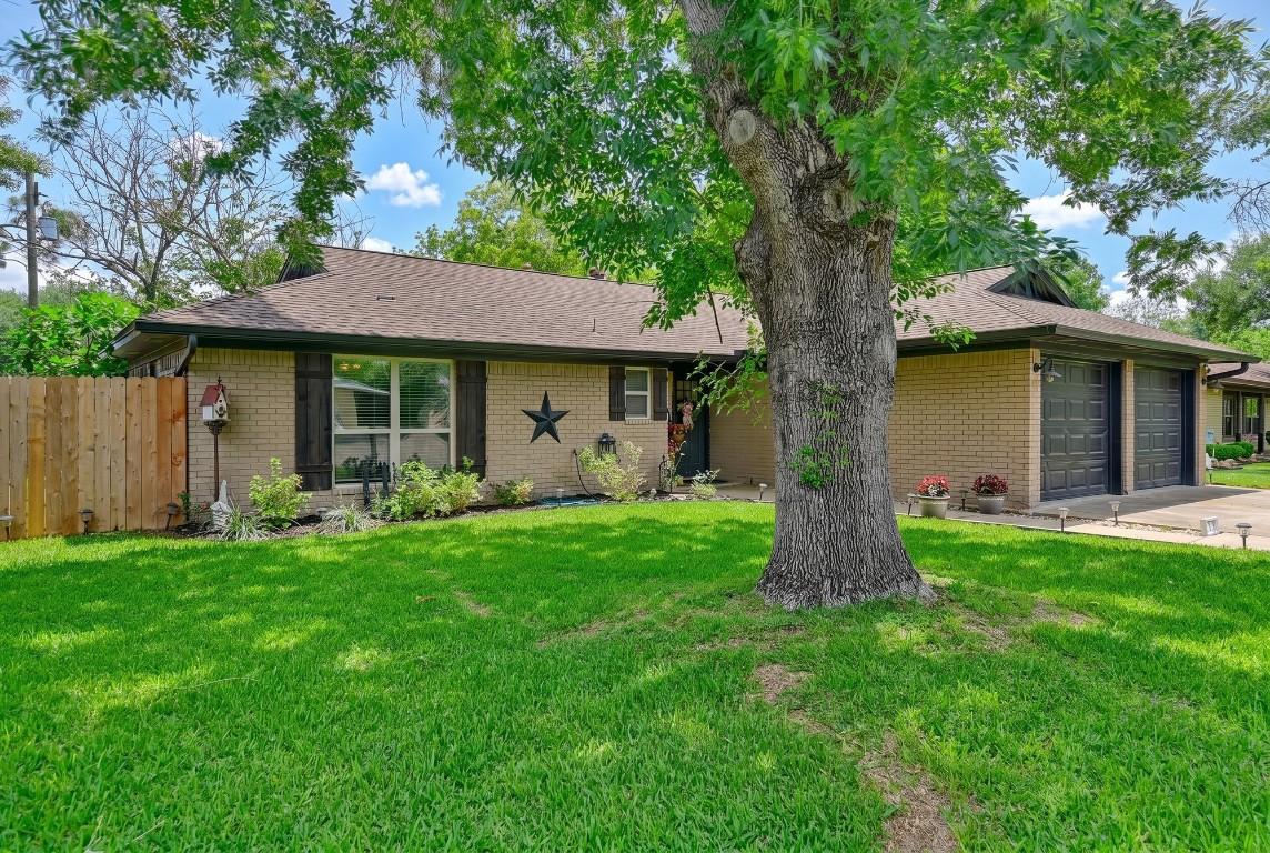 Pine Dr, Caldwell, TX 77836