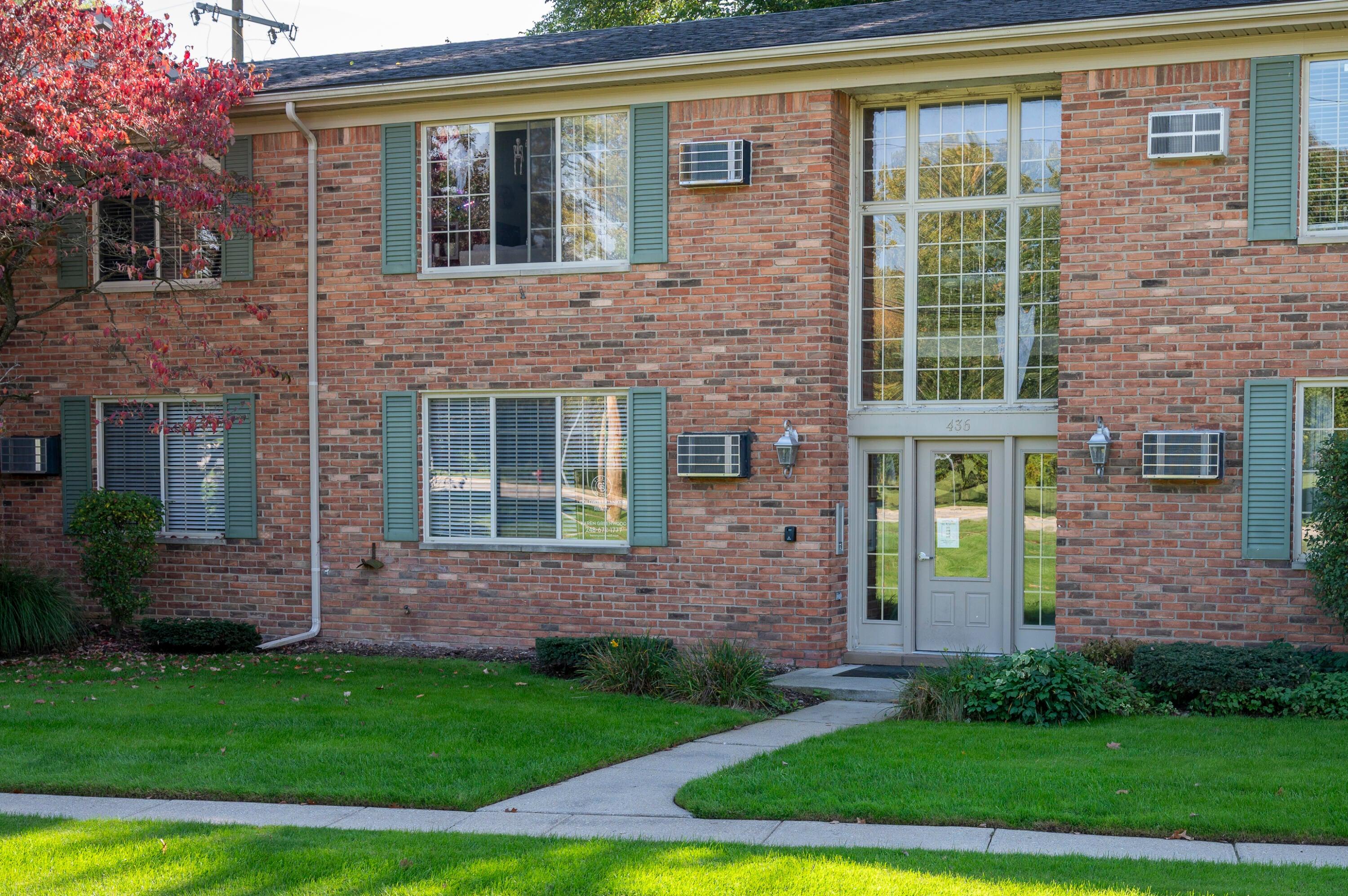 Romeo Rd, Rochester, MI 48307
