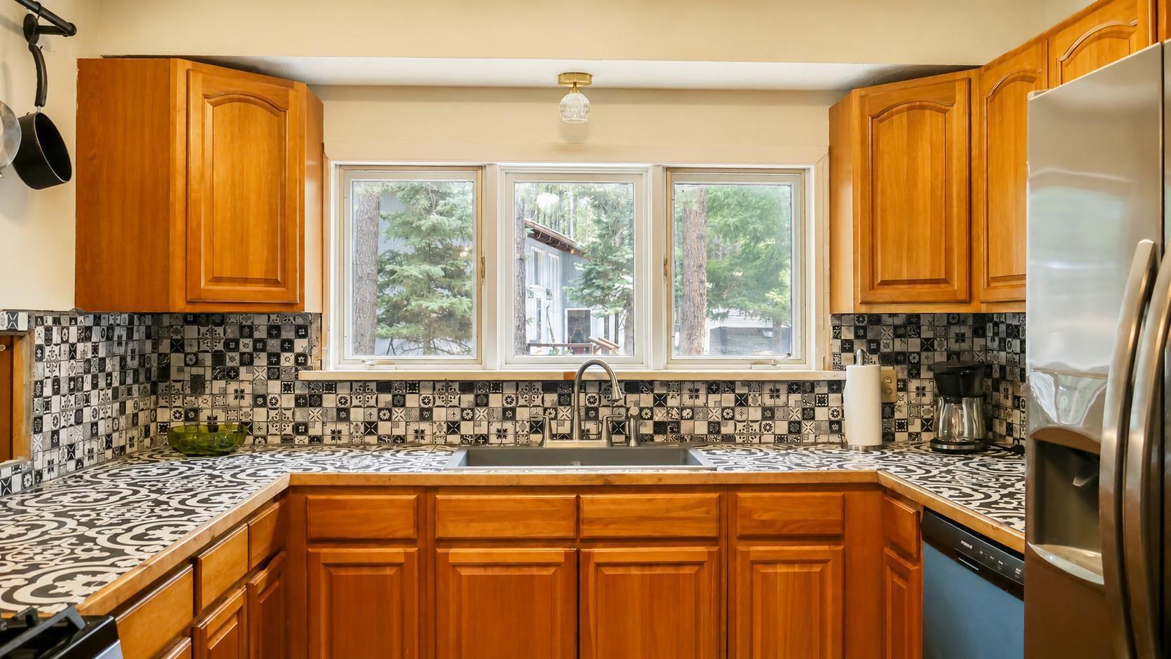 Knollwood Way, Angel Fire, NM 87710