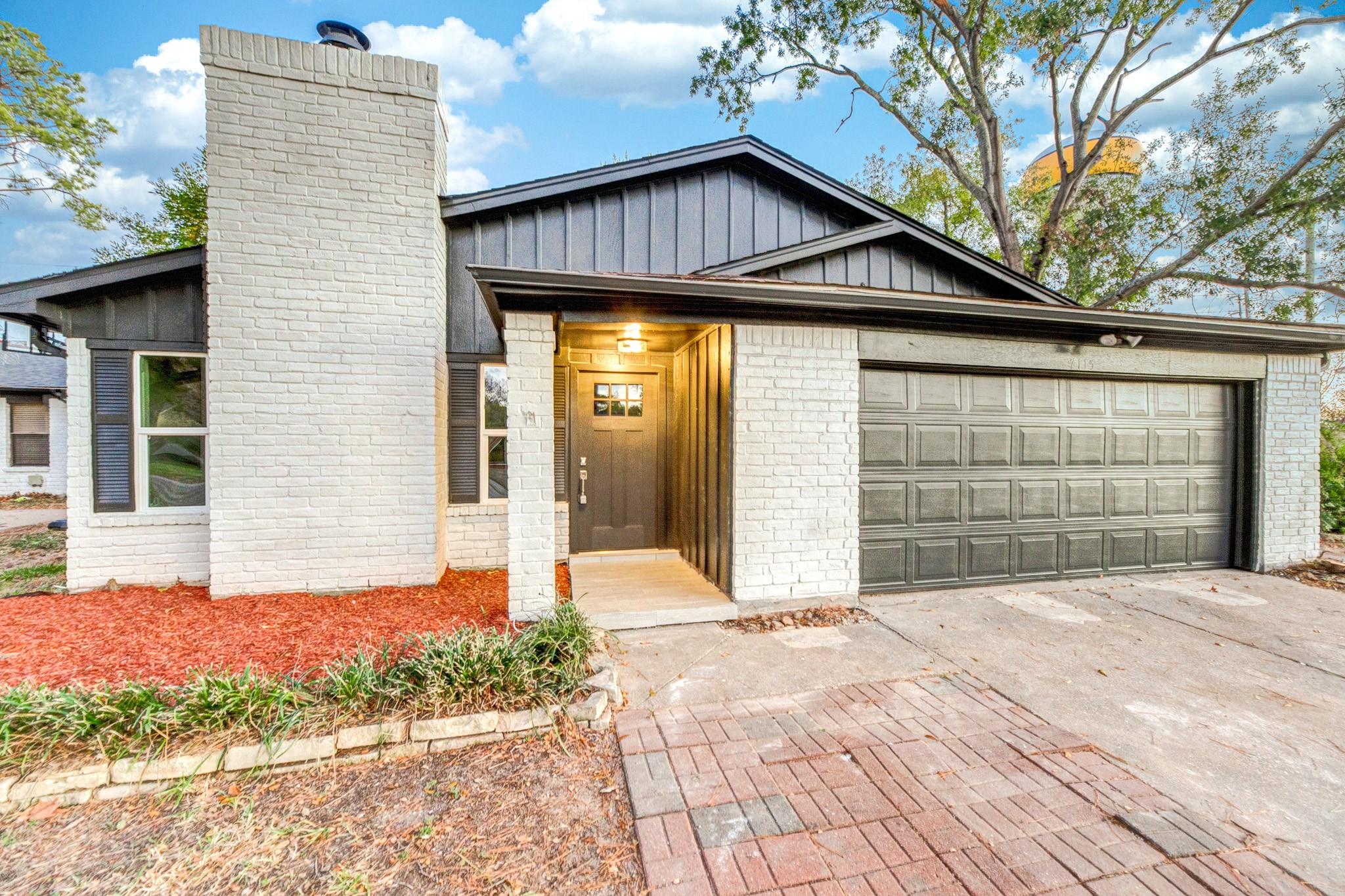 Falling Waters Dr, Spring, TX 77379