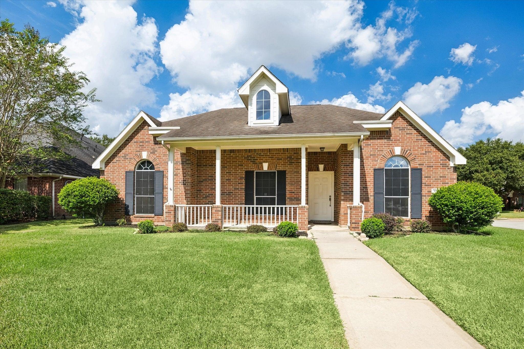 Colonypond Dr, Spring, TX 77379
