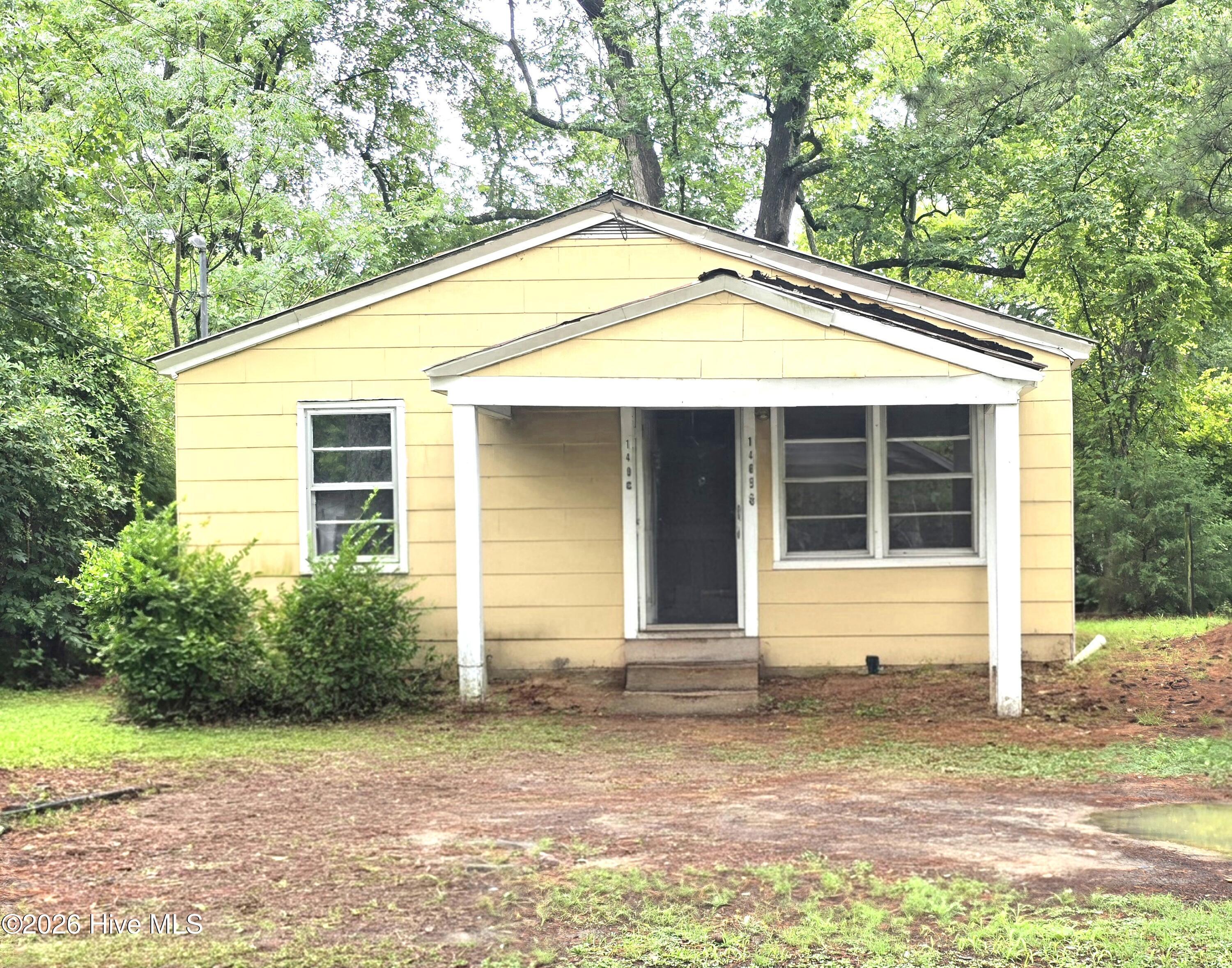 Grace St, Scotland Neck, NC 27874