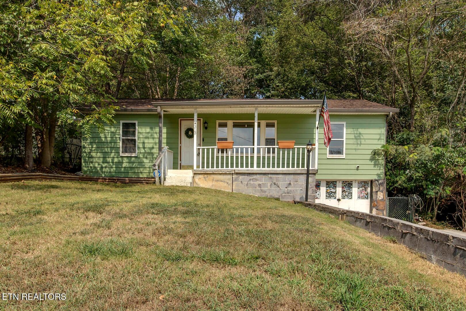 King Dr, Harriman, TN 37748