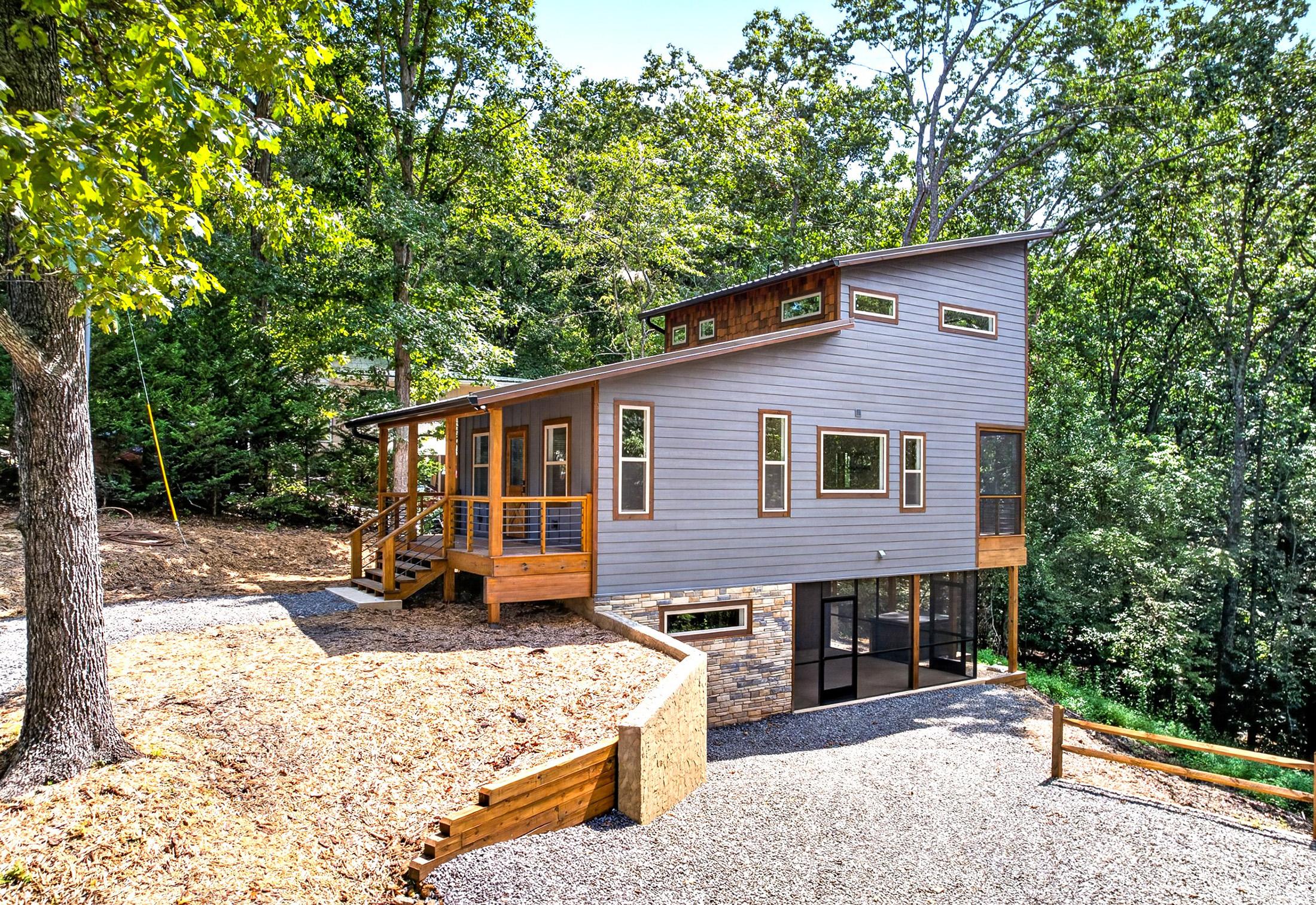 Lakeview Cir, Morganton, GA 30560