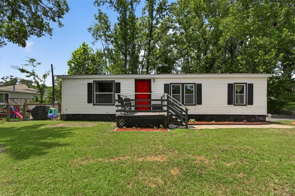 Marvin St, Callahan, FL 32011