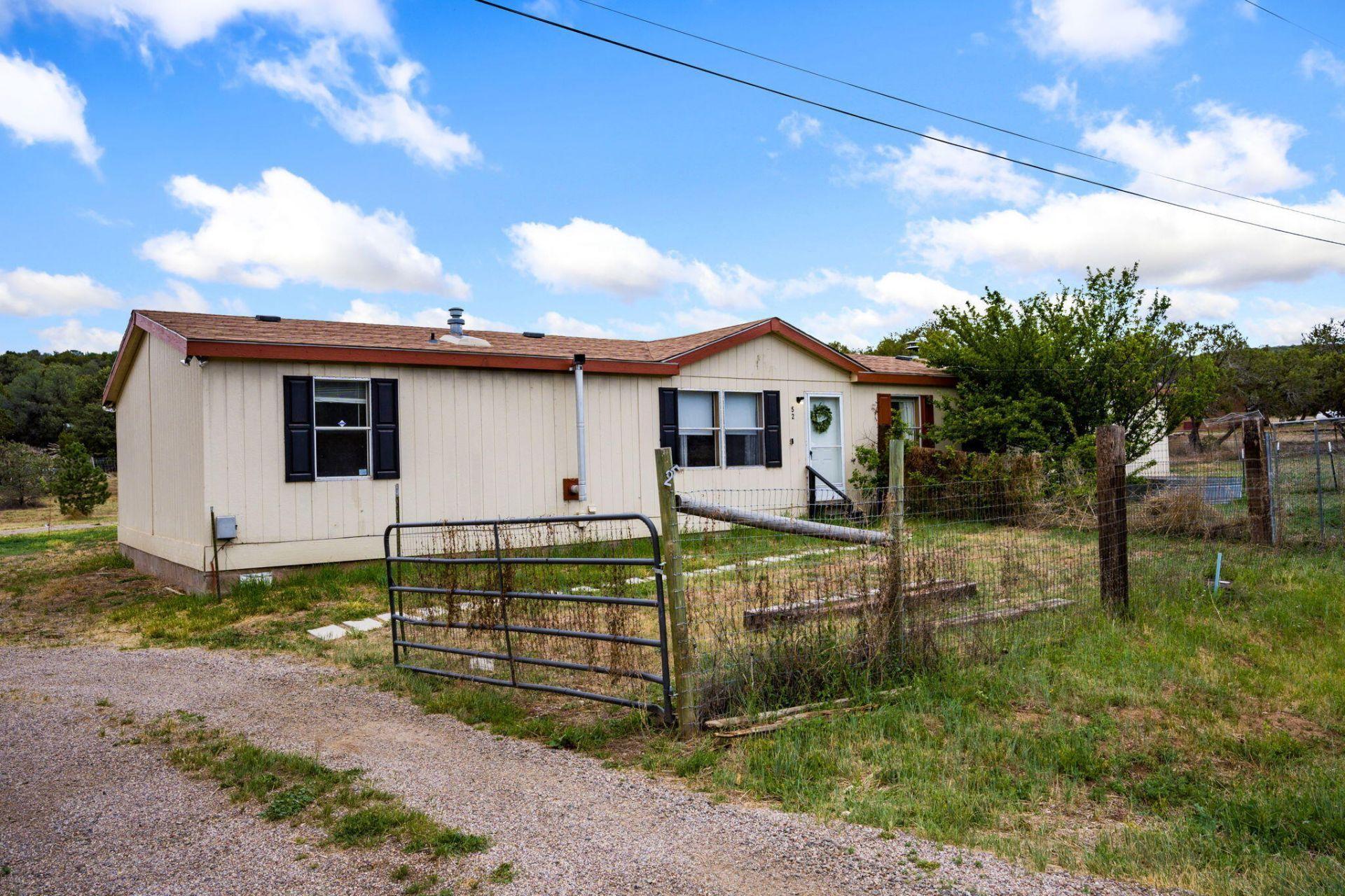 Windmill Rd, Edgewood, NM 87015