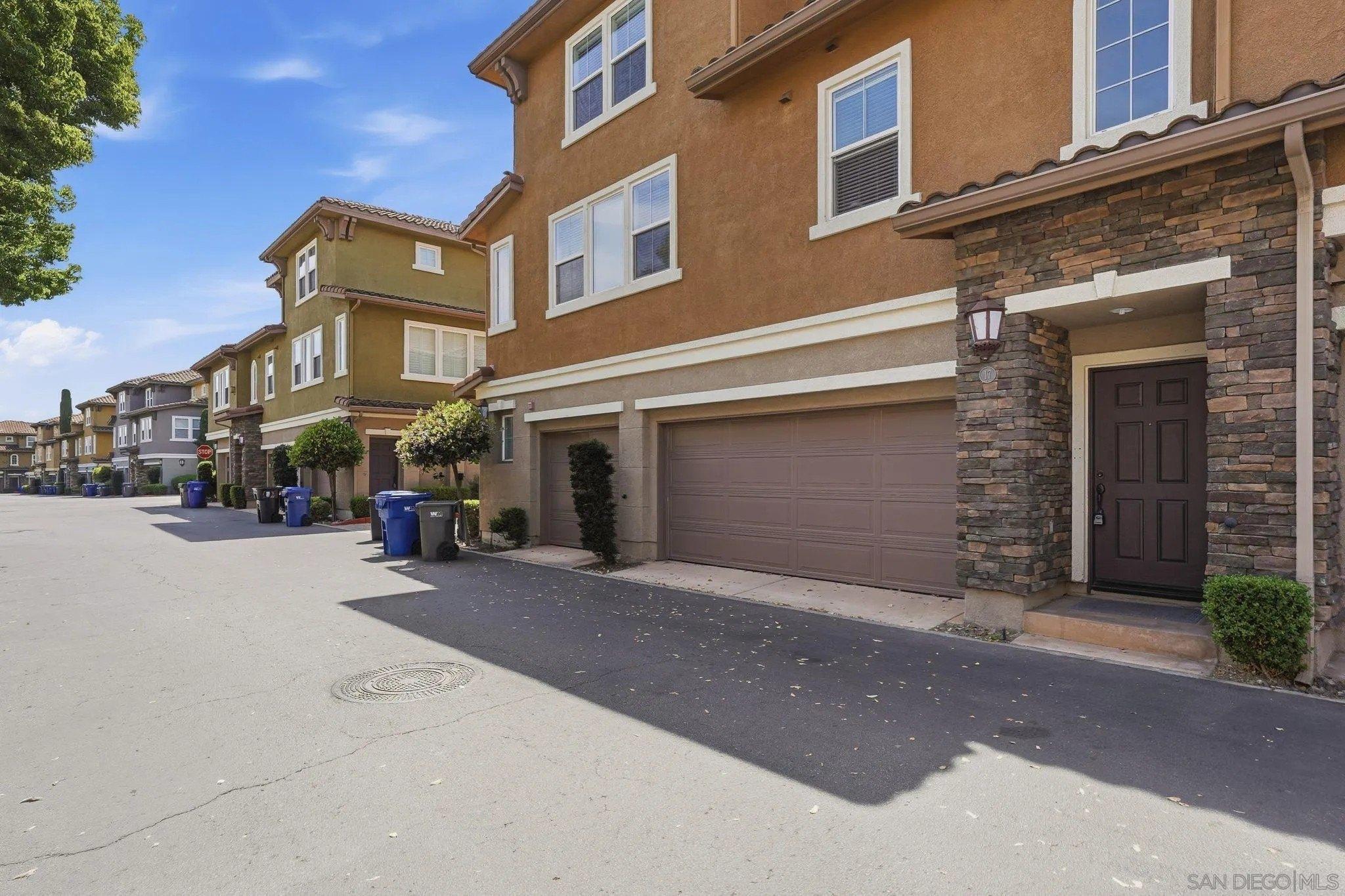 Via Montisi, Santee, CA 92071